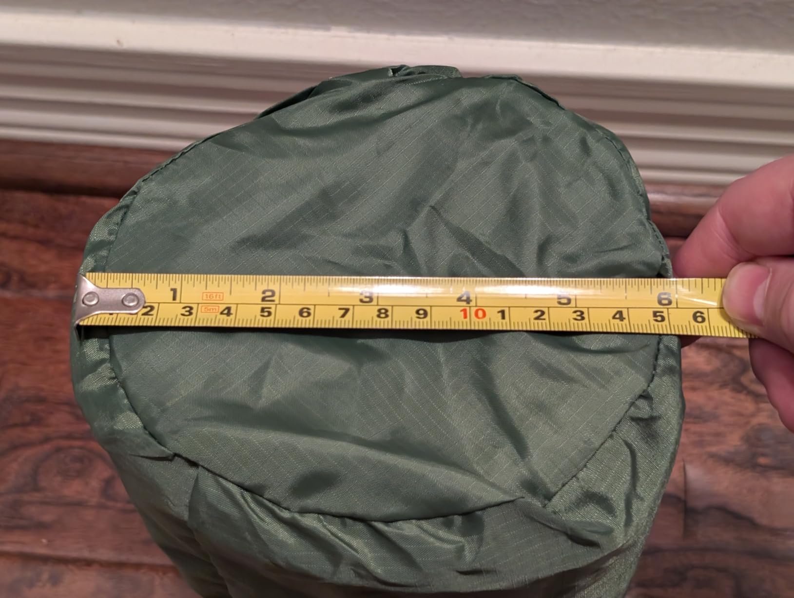 FNARMW Camping Sleeping Pad, Extra Thick 5 Inch Camping Mat with Pillow Built-in Foot Pump Inflatable Sleeping Pads Compact for Camping Backpacking Hiking Traveling Tent（Green） customer photo 1