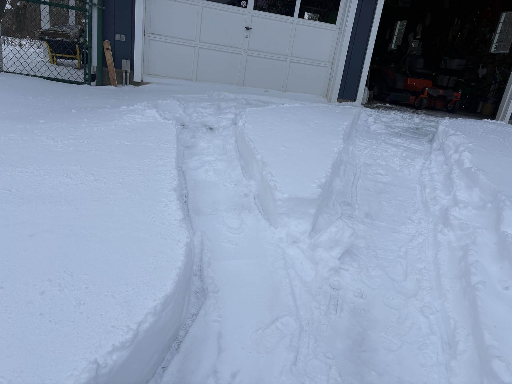SENIX 40V 21-Inch Cordless Snow Blower with Variable-Speed Steel Auger customer photo 1
