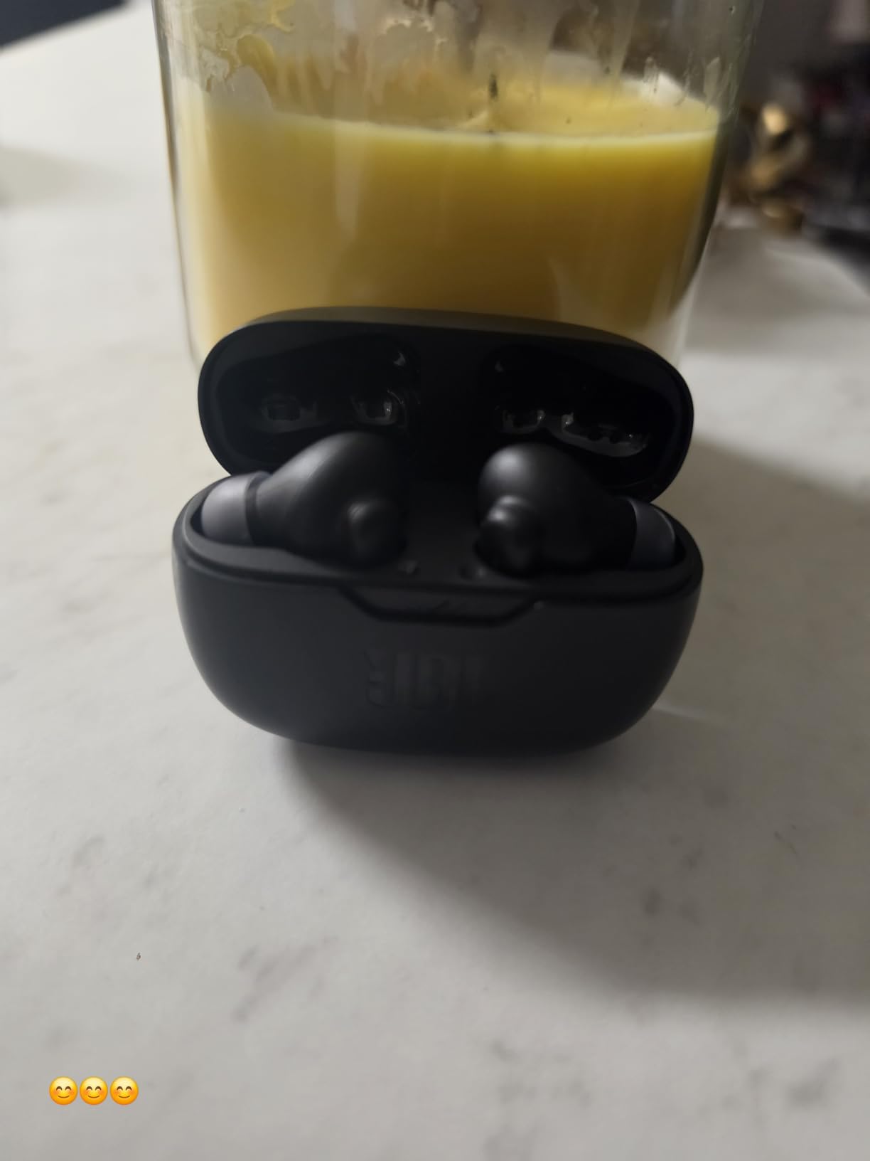 JBL Vibe Beam 2 - Noise Cancelling Earbuds - Black customer photo 2