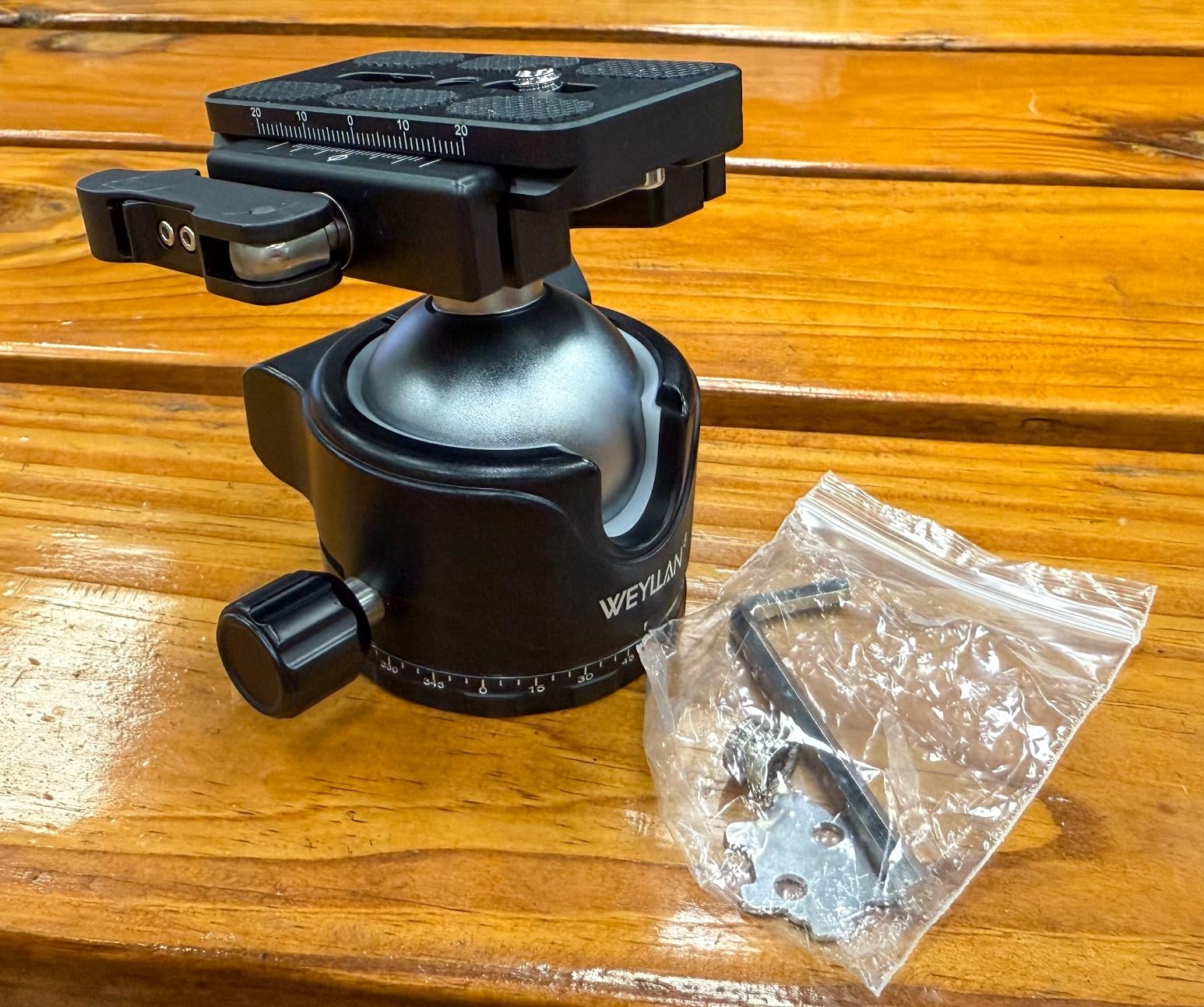WEYLLAN EH46L Lever Ball Head with Stainless Steel Lock Pin, 46mm Low Profile Heavy Duty Tripod Ball Head Mount with Arca Swiss Quick Release Plate for Tripod Monopod DSLR Camera Camcorder Telescope customer photo 1