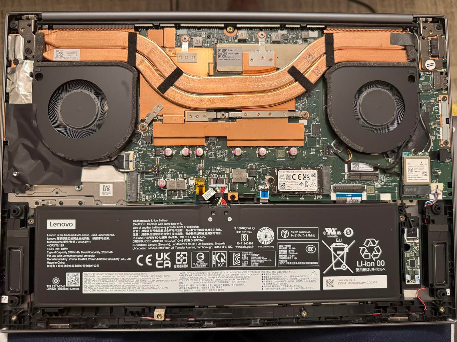 Lenovo IdeaPad Pro 5-2025 - 16