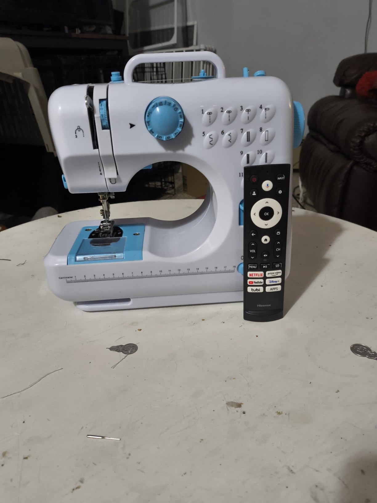Mini Sewing Machine for Beginners, Portable Sewing Machine with 12 Stitches customer photo 1