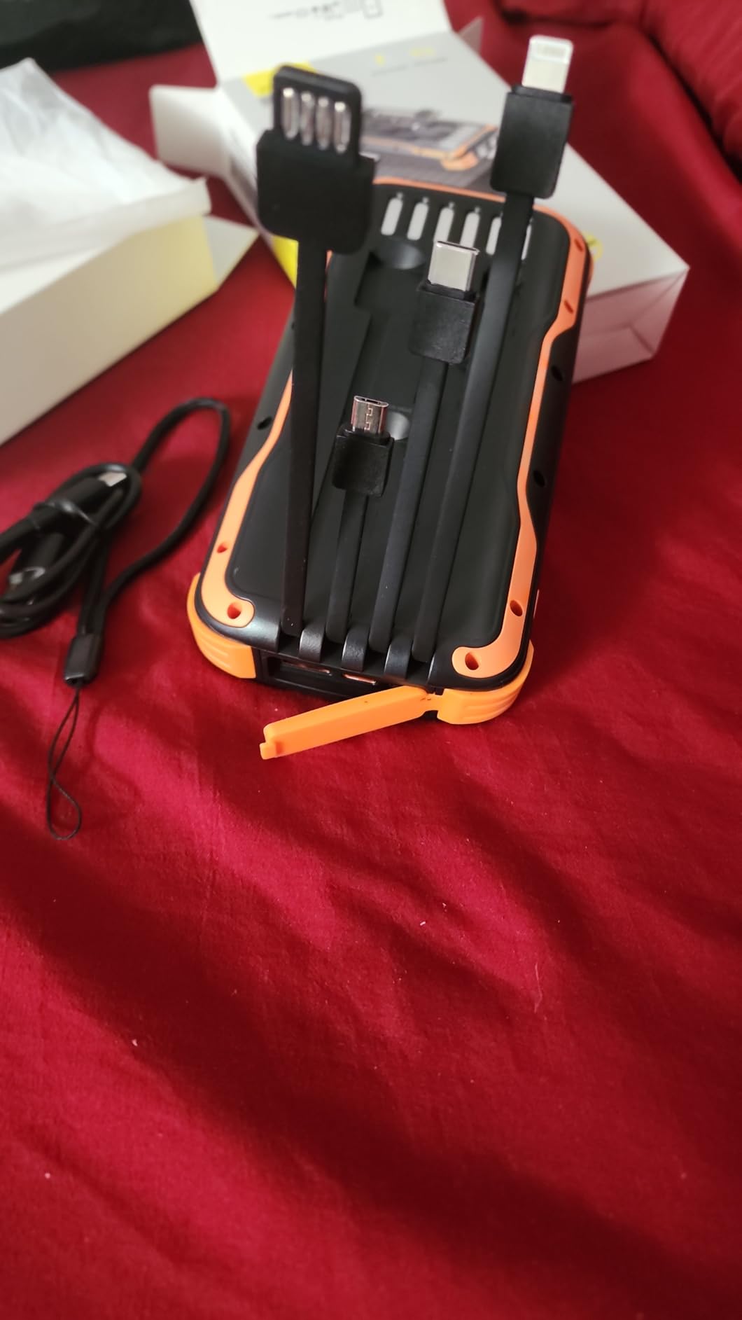 MINRISE Solar Power Bank 40000mAh, Portable Charger PD 20W Fast Charging customer photo 2