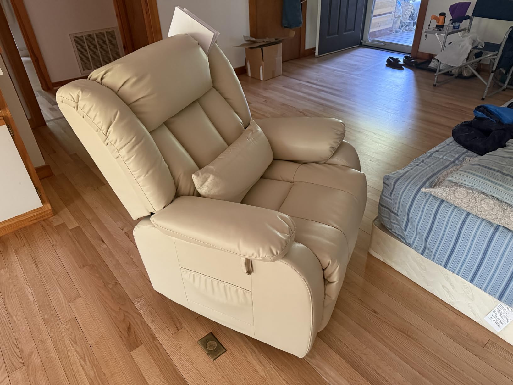 EDILLY Large Genuine Leather Power Lift Recliner Chairs for Elderly customer photo 1