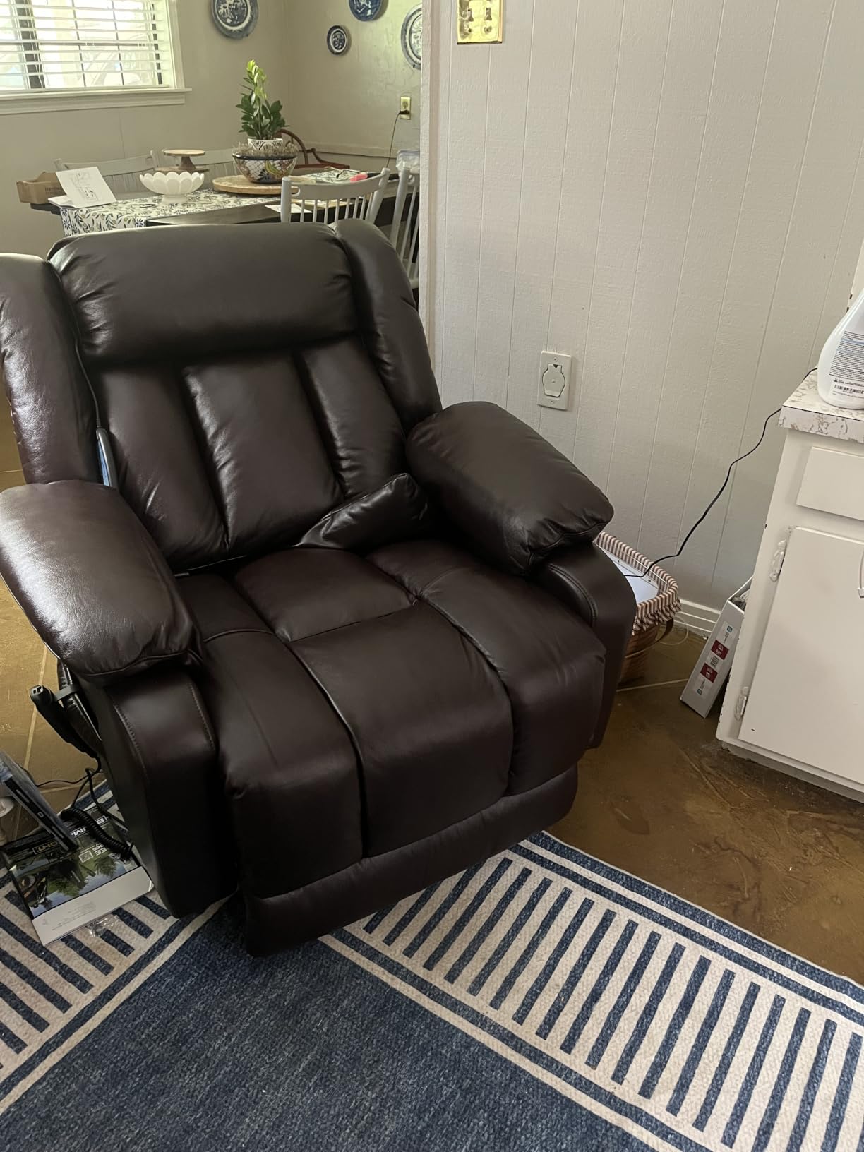 EDILLY Large Genuine Leather Power Lift Recliner Chairs for Elderly customer photo 2