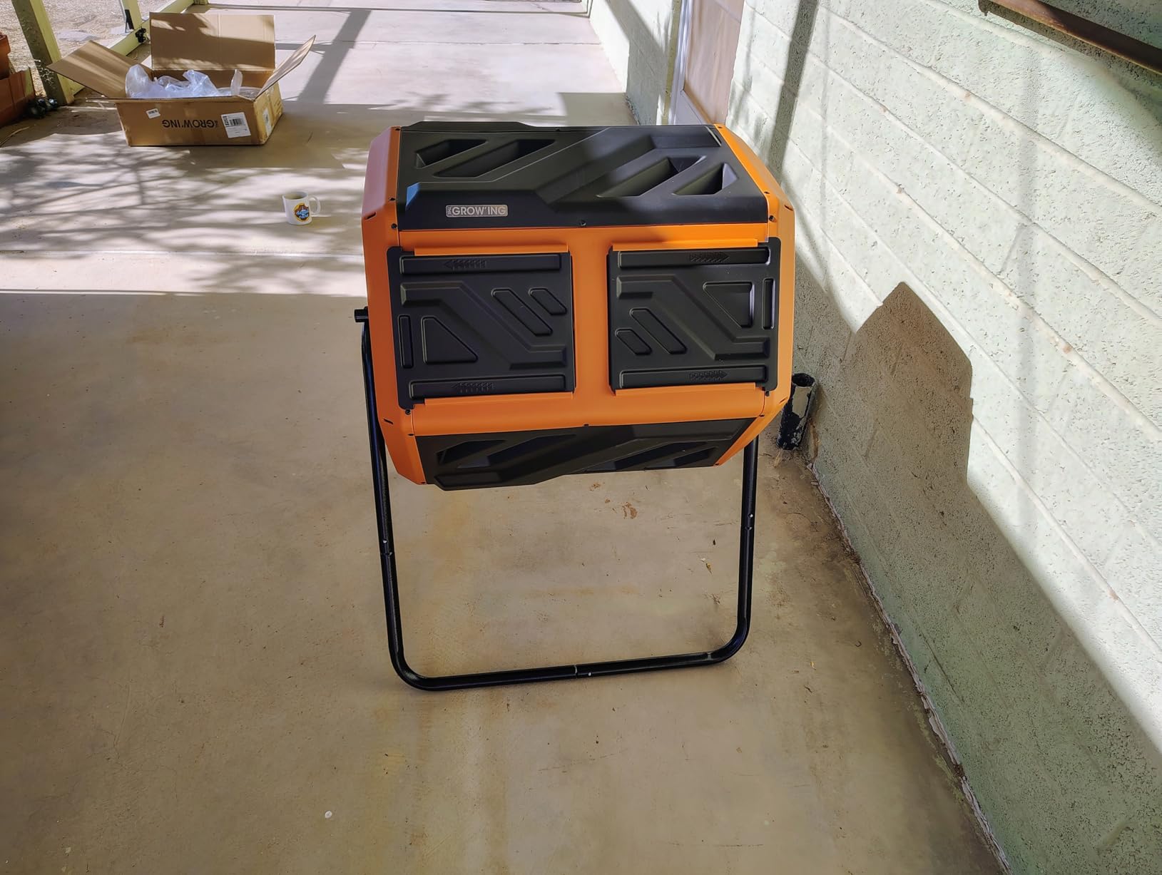 THE Growing 43 Gal Outdoor Compost Bin Tumbler for Backyard Garden, Black customer photo 2