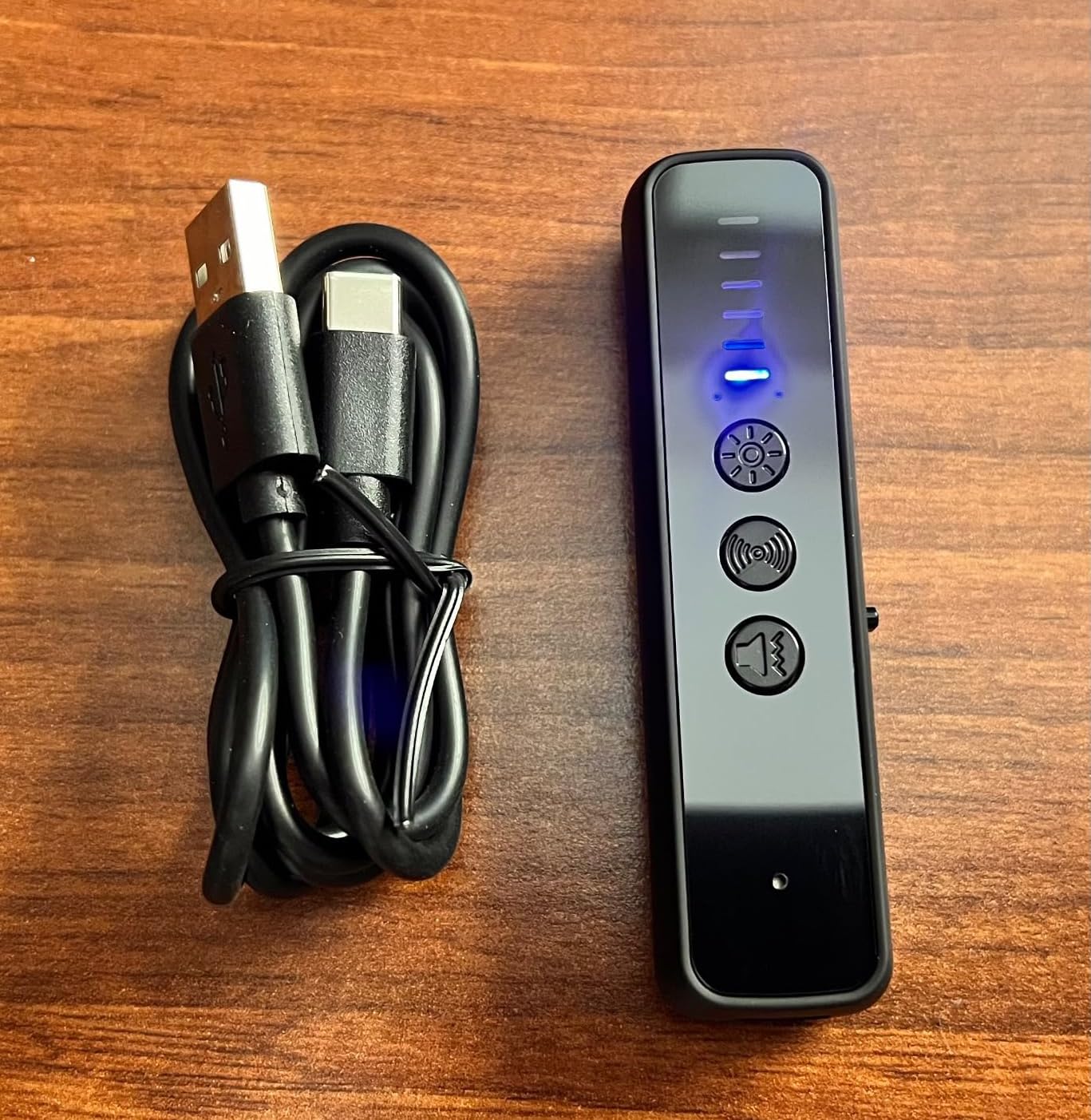Upgraded Hidden Camera Detector - AI-Powered Anti-Spy Device, GPS Tracker & Bug Detector, Portable RF Signal Scanner for Hotels, Travel, Home & Office (Black) customer photo 1