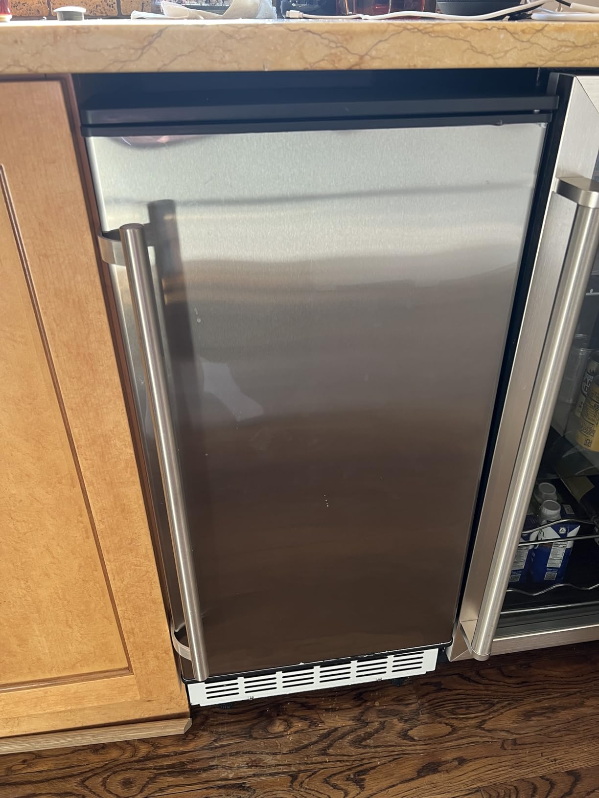 ICYGLEE Commercial Under Counter Ice Maker with Drain Pump, 100Lbs Daily customer photo 2