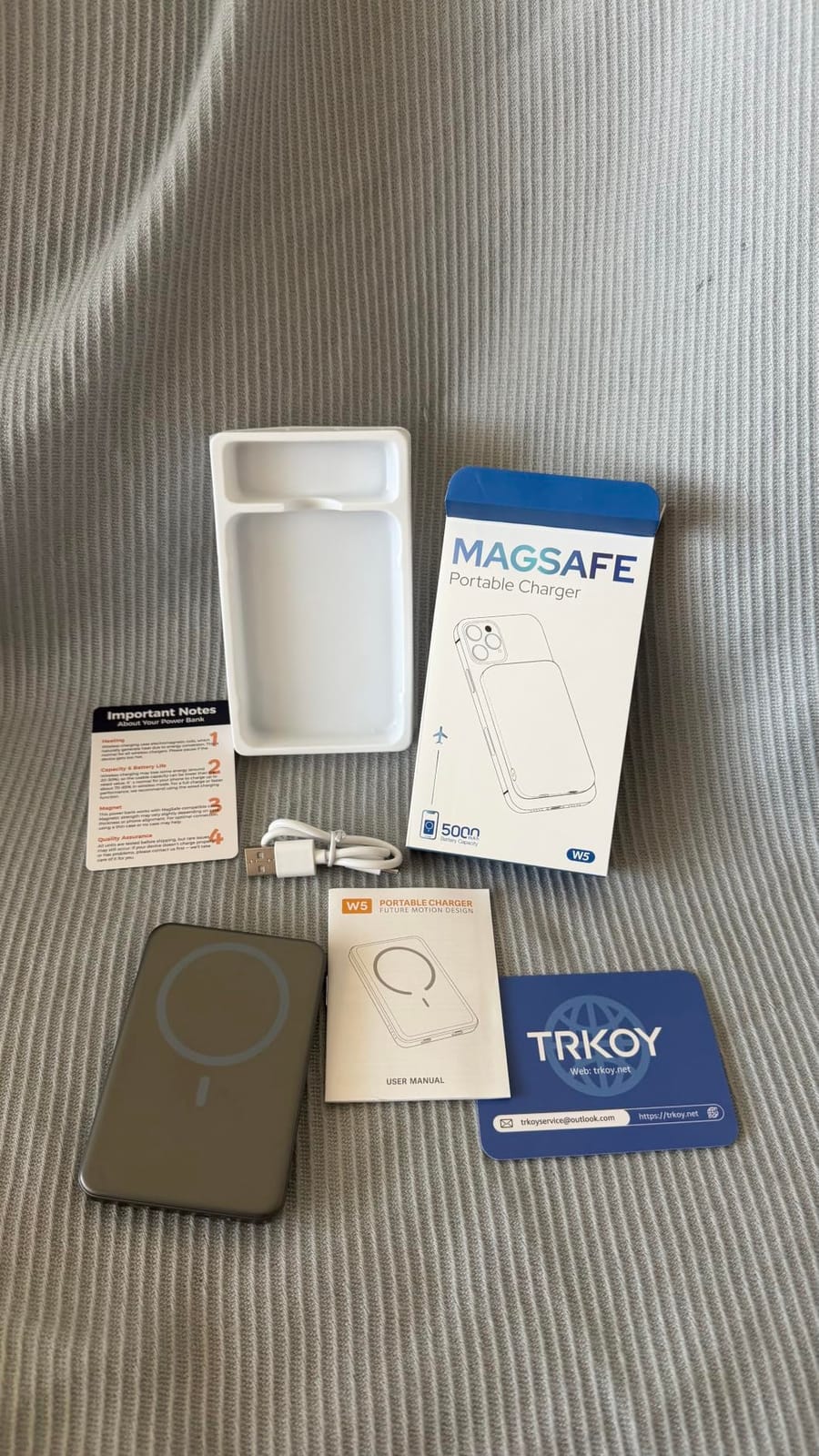 for Magsafe Portable Charger, 5000mAh Slim Wireless Magnetic Power Bank customer photo 2