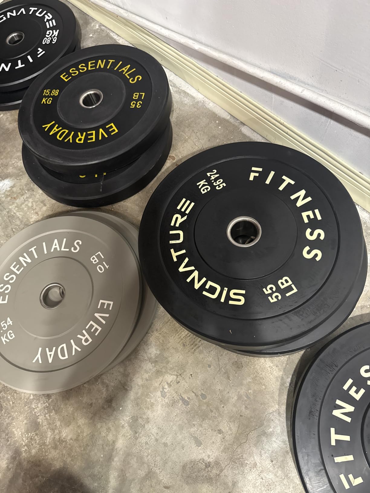 Fitvids 2-Inch Olympic Rubber Weight Plates Sets, Bumper Plates Set for Strength Training, 50-370 Lbs Multiple Options customer photo 2