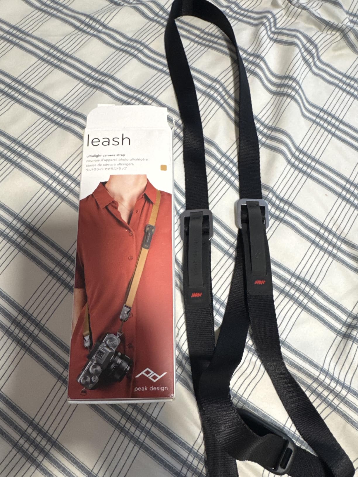 Peak Design Leash Camera Strap - Configurable as a Sling, Neck, Shoulder Strap or Safety Tether, Adjustable, Compact customer photo 2