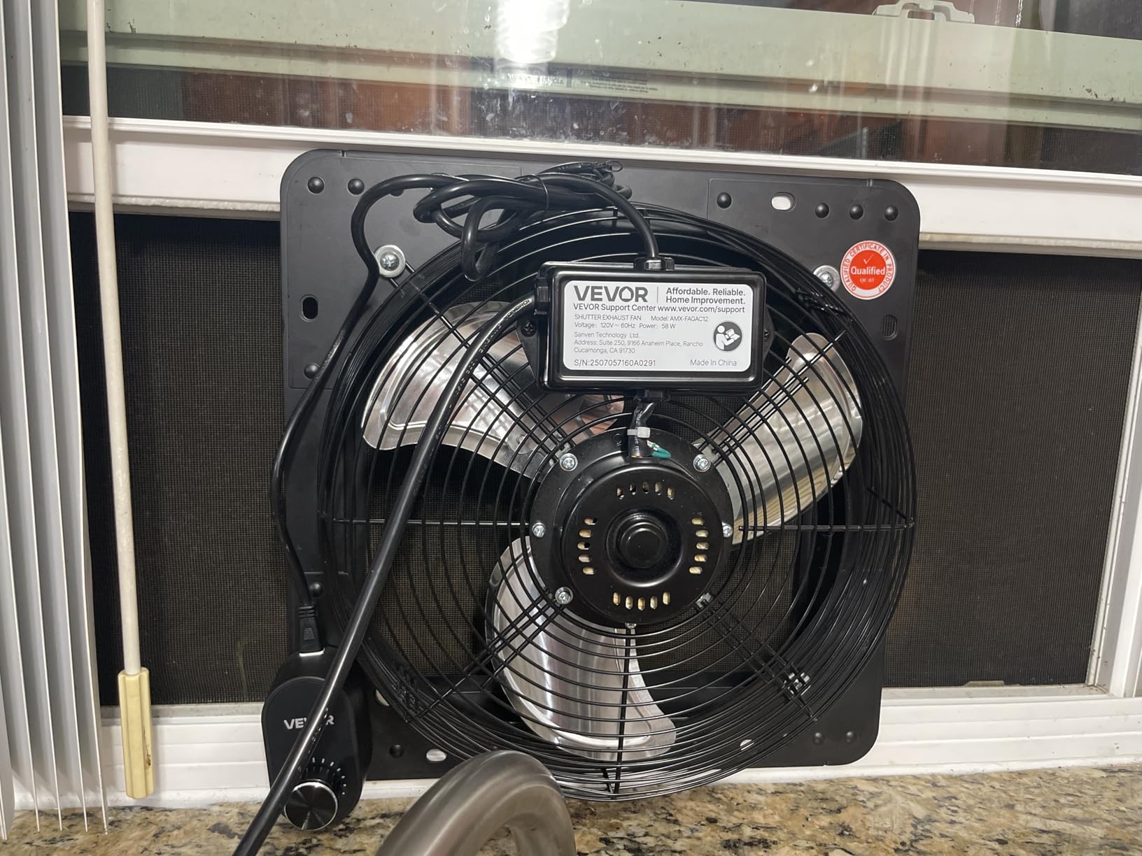 VEVOR 14 in Shutter Exhaust Fan Wall-Mount Automatic Louvers Variable Speed, Sturdy Steel Housing, Low Noise, AC Motor, 1802 CFM Ventilation and Cooling for Attic, Garage, Barn, Greenhouse, Workshop customer photo 2