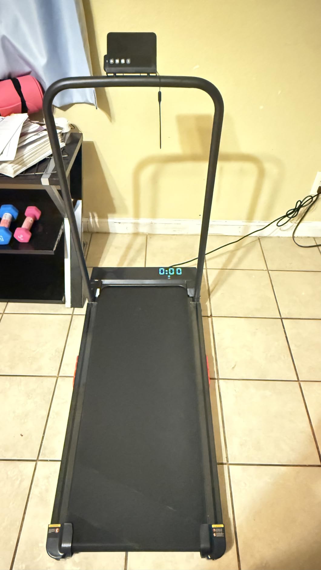 Small Treadmill for Home, Walking Pad Treadmill with Incline and Handle Bar, 3.0HP Electric Under Desk Treadmill for Small Space, 0.6-7.6MPH Portable Mini Exercise Treadmills, 350LBS Capacity customer photo 2