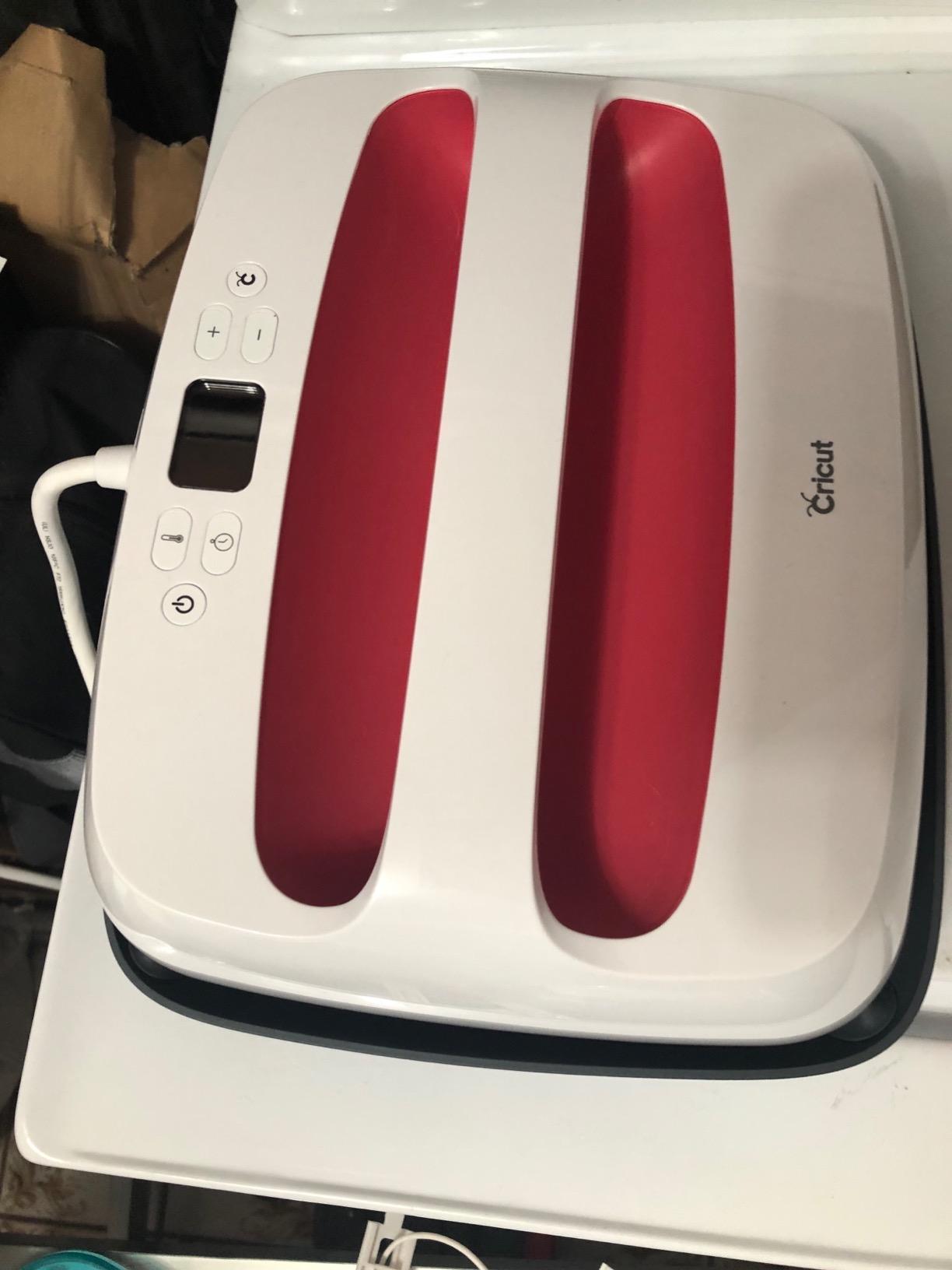 Cricut EasyPress® SE – 12 in x 10 in Heat Press - Blue customer photo 1