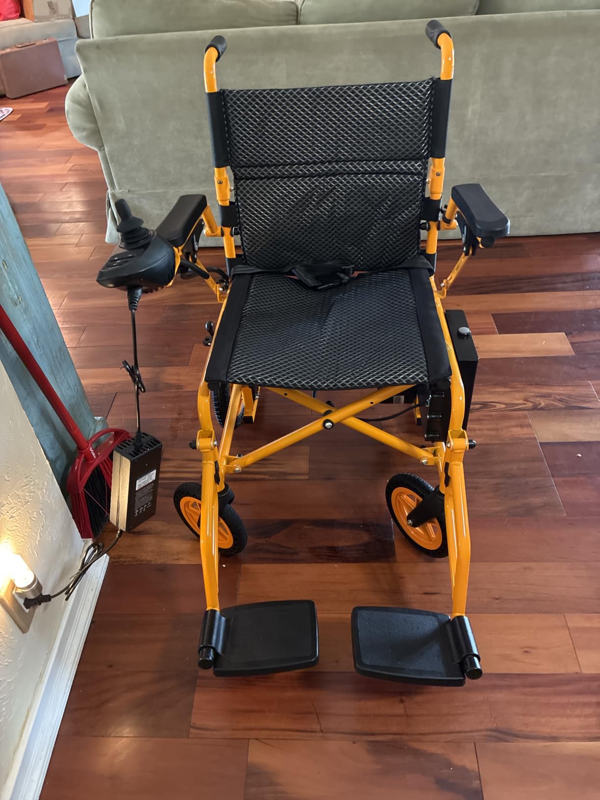 Hassky Electric Wheelchairs for Adults, Foldable Power Wheelchairs customer photo 1