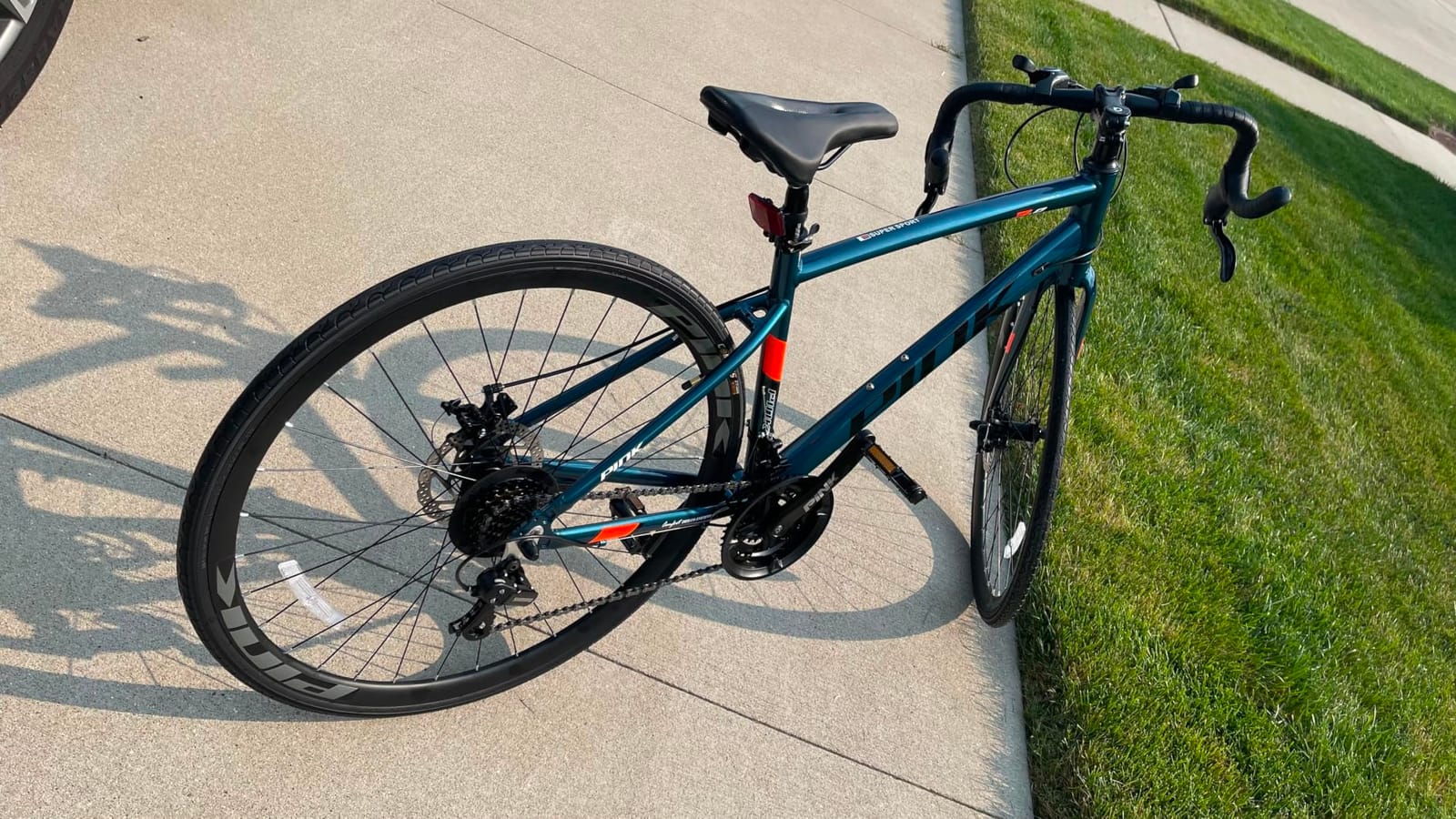 Pipleo Road Bike, 700C City Commuter Bicycle, 21 Speeds Shimano Drivetrain Sport Racing Bike, Light Weight Aluminum Frame, Urban Street Bike for Men Women Adult Bicycle customer photo 2