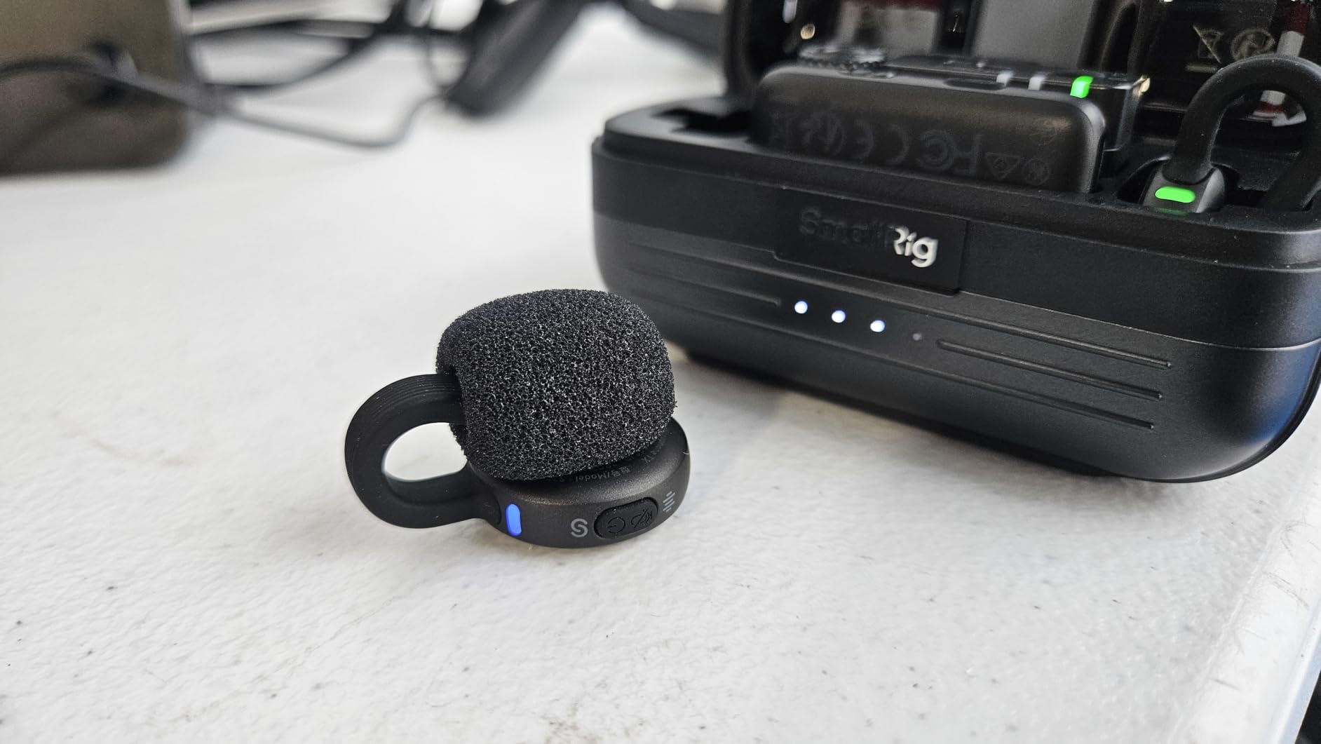 SmallRig S70 Wireless Mic (2 TX + 2 RX + Charging Case) - Black customer photo 1