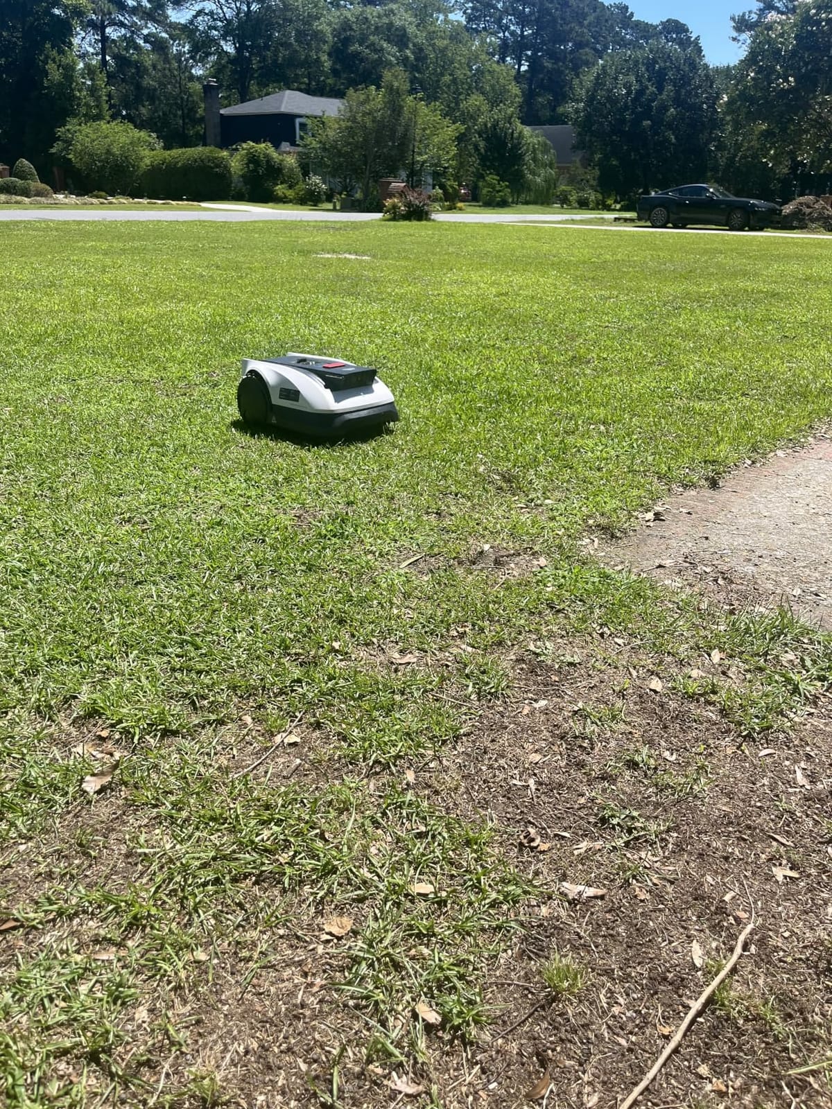 ECOVACS Goat O1000 RTK Care Robot Lawn Mower, RTK Navigation, 1/4 Acre customer photo 1