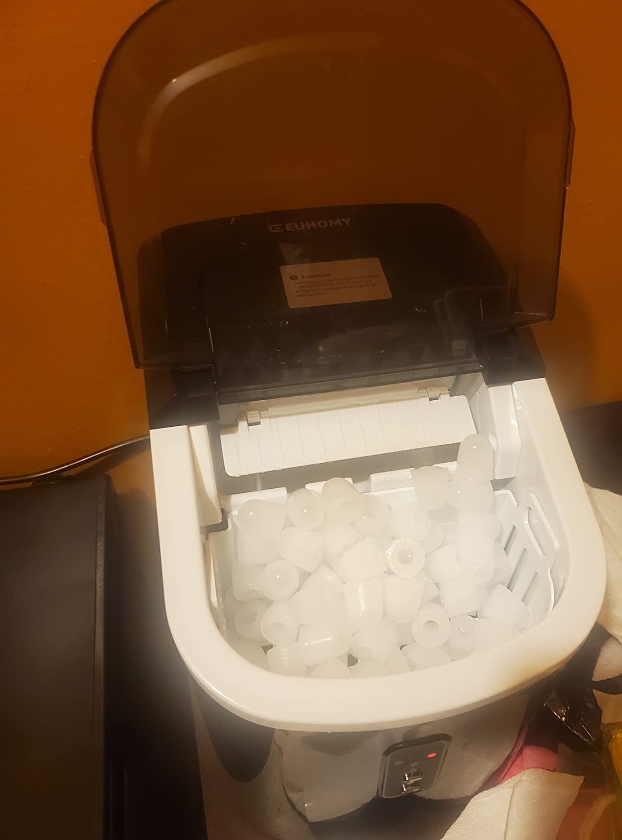 EUHOMY Nugget Ice Maker Countertop, 44lbs/24H, Ready in 7-10Mins, Black customer photo 1