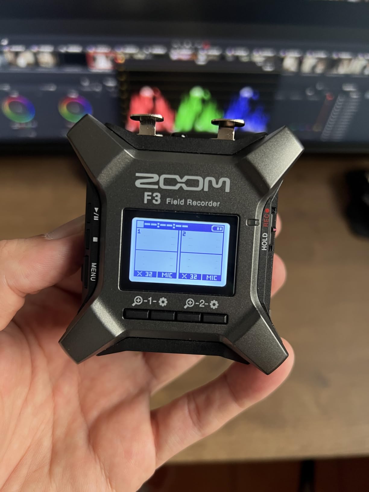 Zoom F3 2-Channel 32-Bit Float Recorder Bundle with TCA-1 Timecode Kit customer photo 2