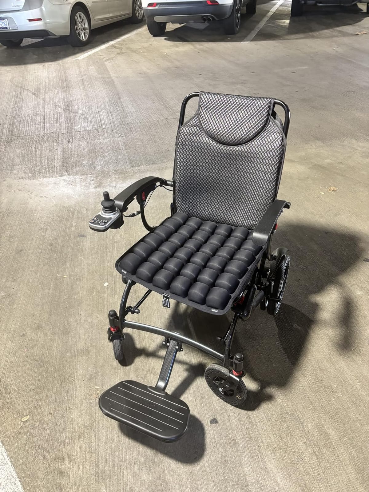 Electric Wheelchairs for Adults Foldable 36LBS Lightweight Frame, Airline Approval, 15 Miles Travel Range& 500W Brushless Motors Power Motorized for Seniors&Max Supports 350 LBS&LED Light-Black Color customer photo 1