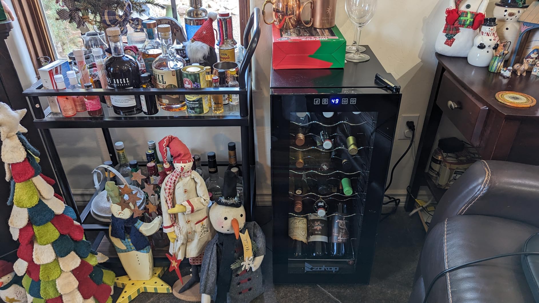 ROVSUN 15 Inch Dual Zone Wine Fridge, 26 Bottle Wine Cooler Refrigerator customer photo 1