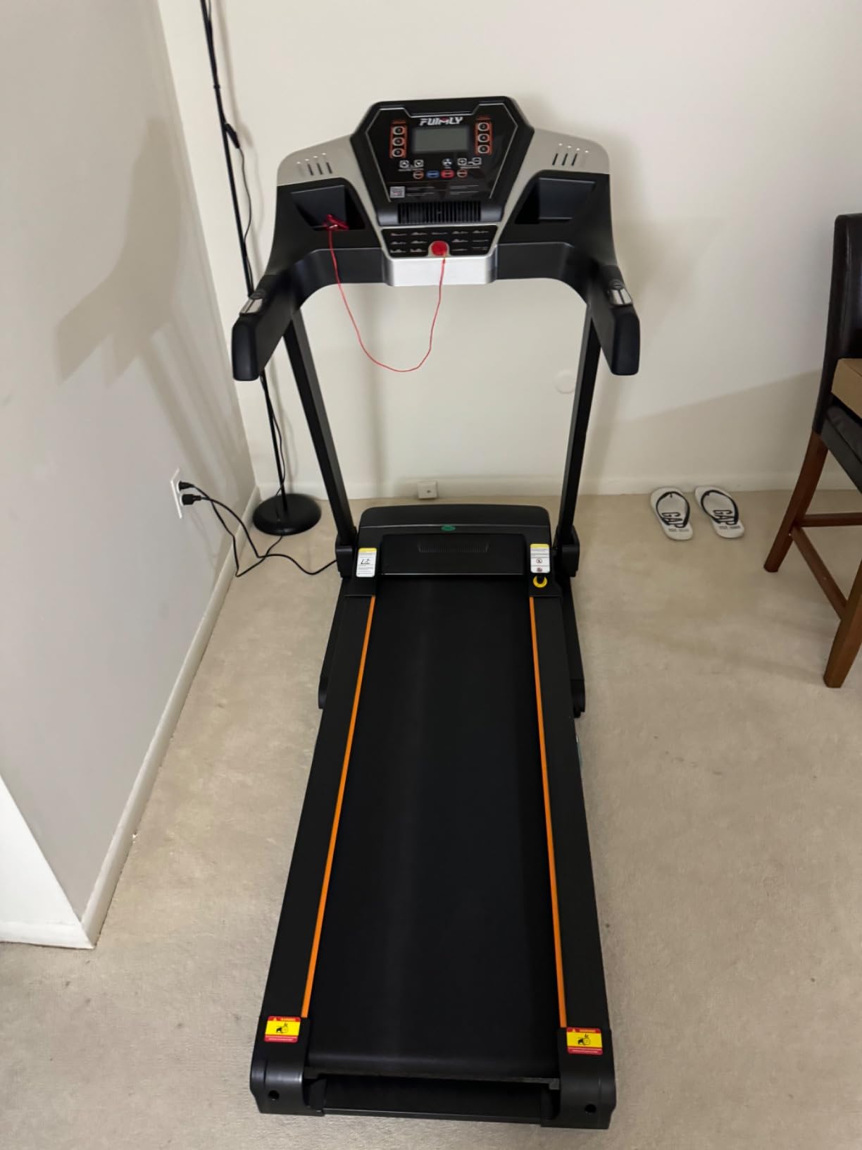 Treadmill with 20% Auto Incline, FUNMILY 4.5HP Heavy Duty Treadmill for Home, 400 lb Weight Capacity Folding Running Machine, Smart Data Monitoring/Shock Absorption/Large LED Display customer photo 2