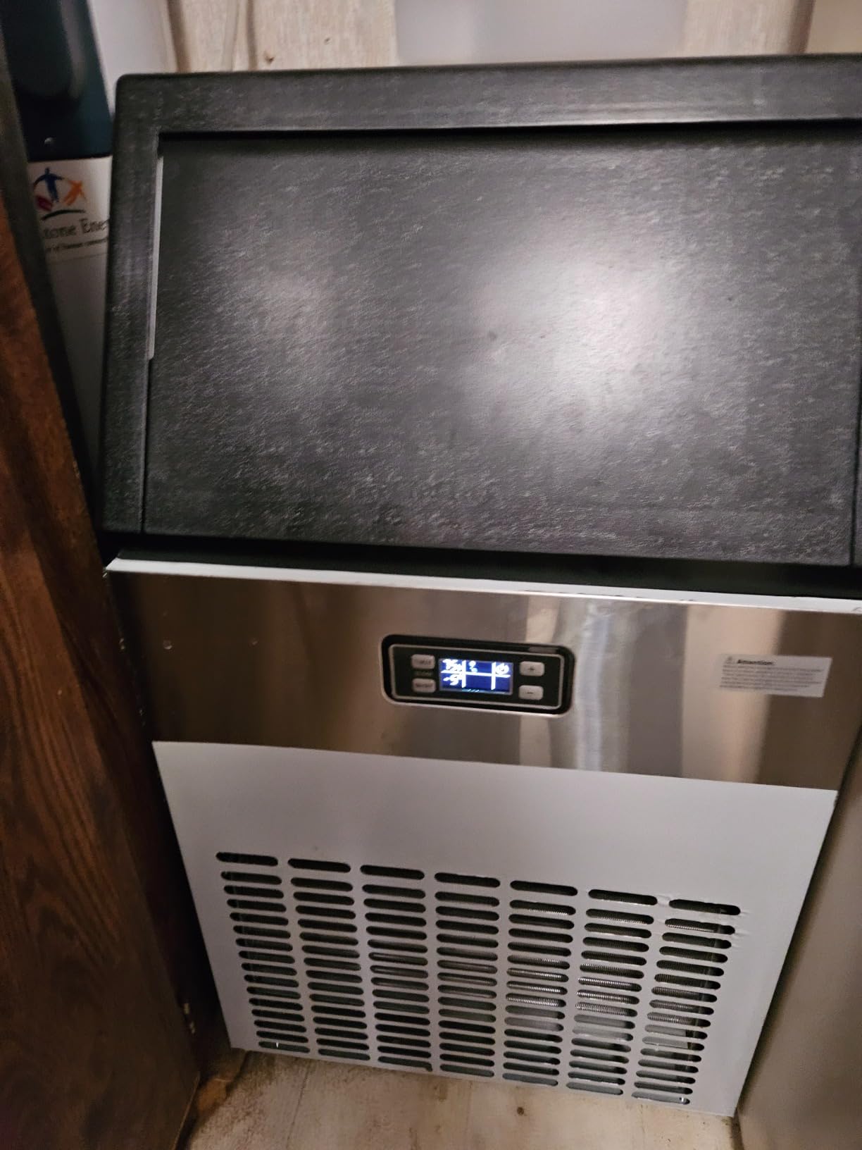 Commercial Ice Maker, 84 Lb/Day, 25 Lb Storage, Under Counter customer photo 2