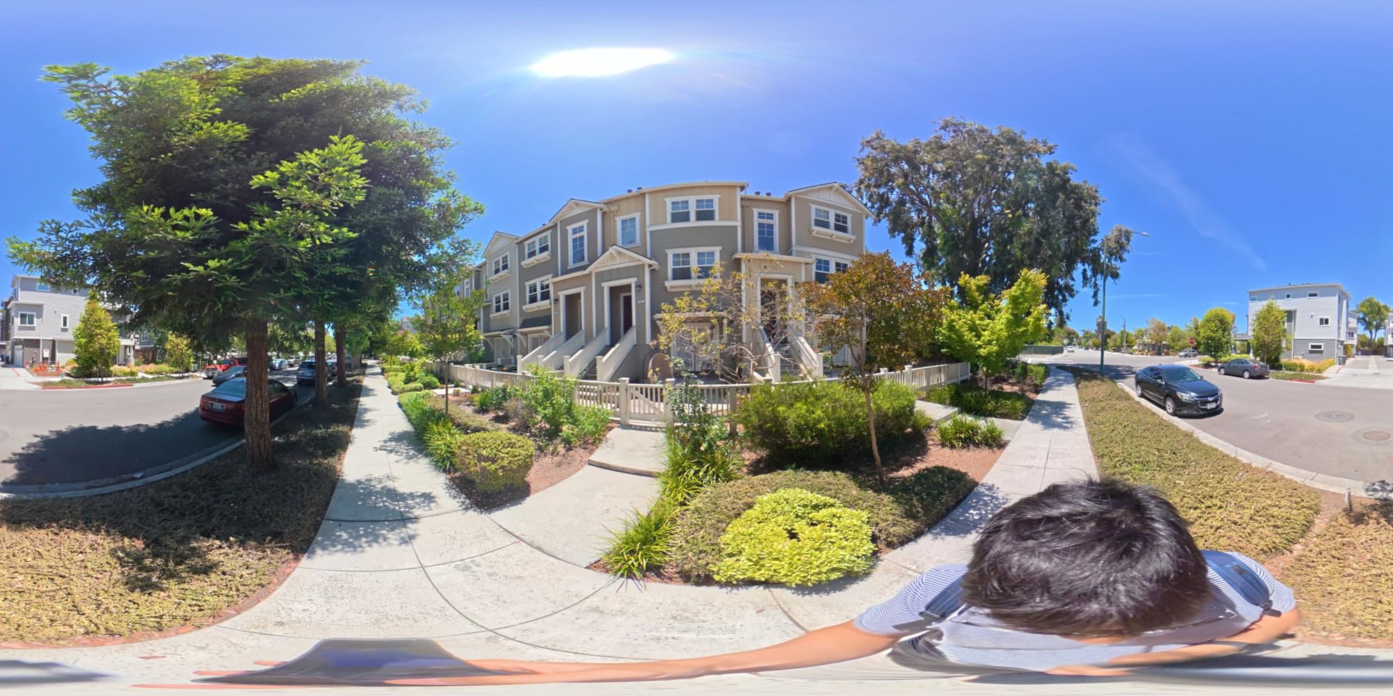 Xtra 360 Camera, 8K Panoramic Video, 1-Inch Sensor Equivalent, 100MP High Resolution customer photo 1