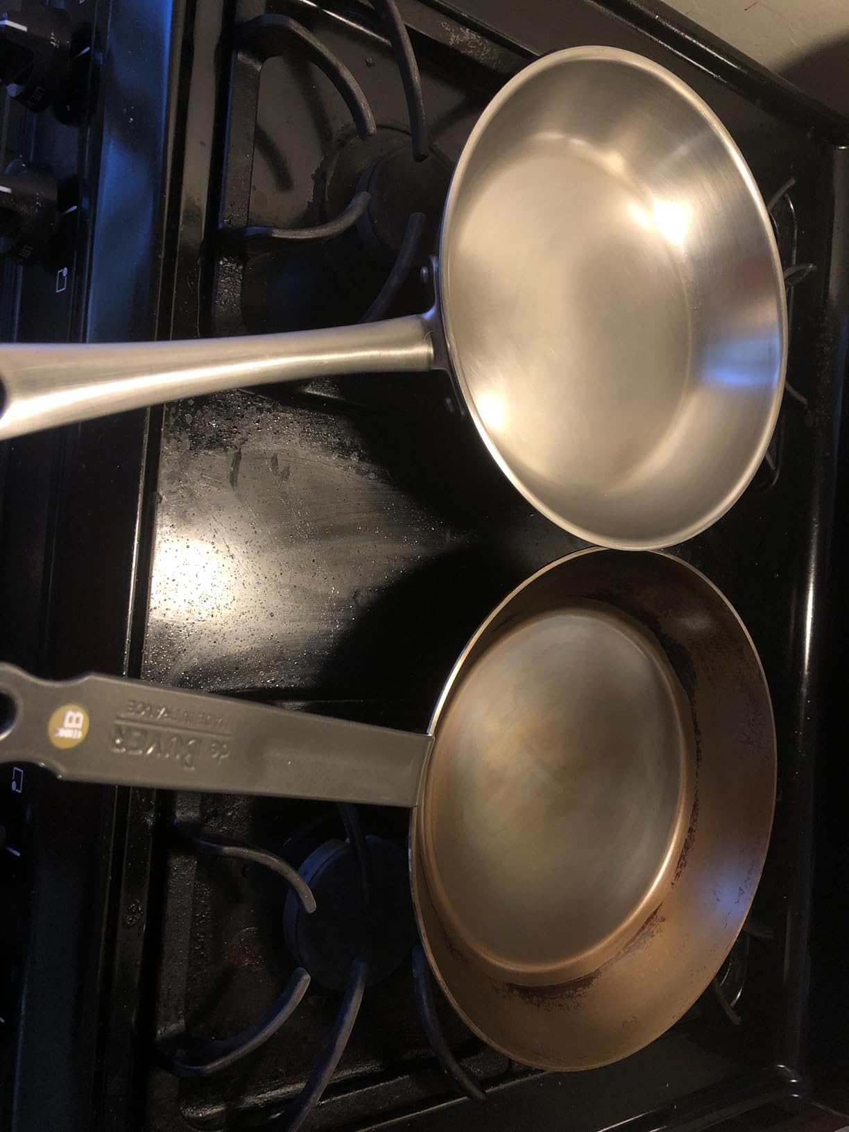 de Buyer MINERAL B Carbon Steel Fry Pan - 12.5” Diameter, 9” Cooking Surface - Ideal for Searing, Sauteing & Reheating - Naturally Non-Stick Finish - Made in France customer photo 1