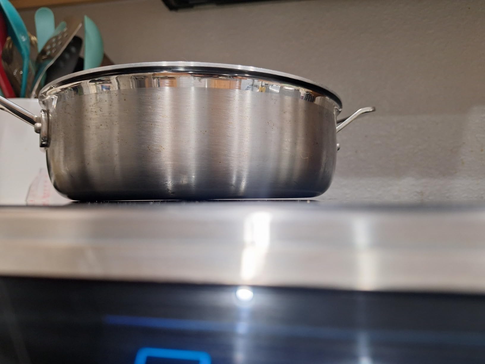 Cuisinart MCP33-30HN MultiClad Pro Triple Ply 5.5-Quart Saute Skillet, Sauté Pan w/Helper & Cover customer photo 1