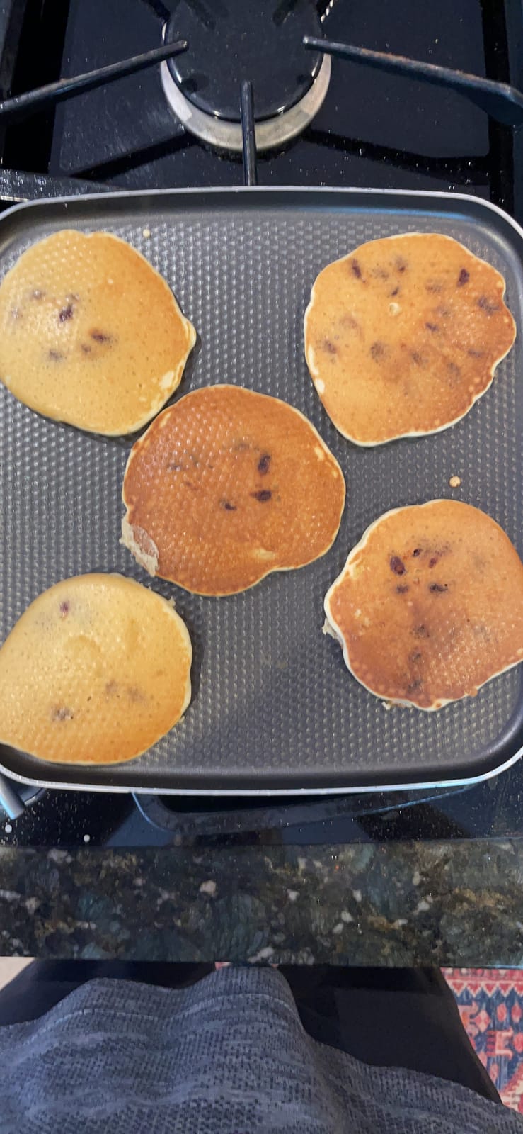 Farberware High Performance Aluminum Nonstick Stovetop Griddle Pan, 11-Inch customer photo 2