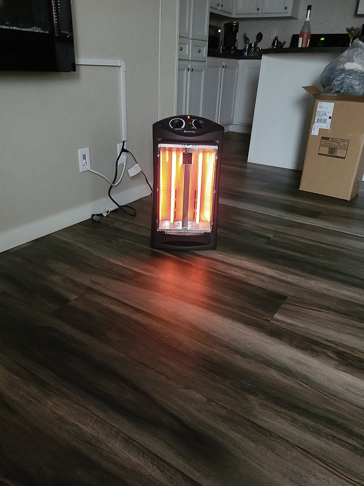 Comfort Zone Space Heaters for Indoor Use, Portable Electric Heater, Adjustable Thermostat, Infrared Heat, Quartz Tower Space Heater with 2 Heat Settings, Bedroom Heater, Black customer photo 2
