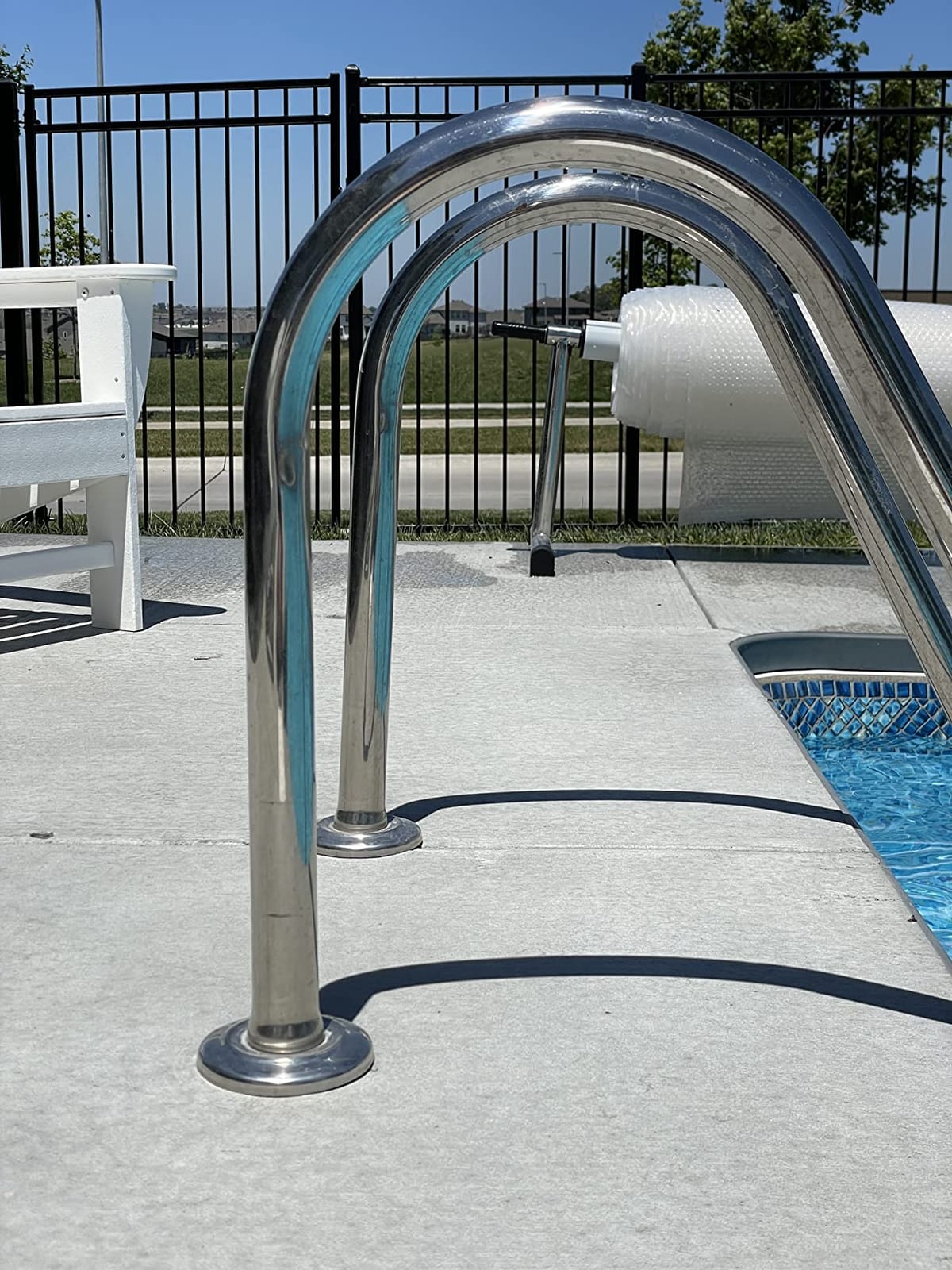 Sun2Solar 800 & 1200 Series | 25-Foot Wide Stainless Steel Solar Cover Easy Gear Reel | Perfect for in-Ground or Above-Ground Swimming Pools customer photo 2