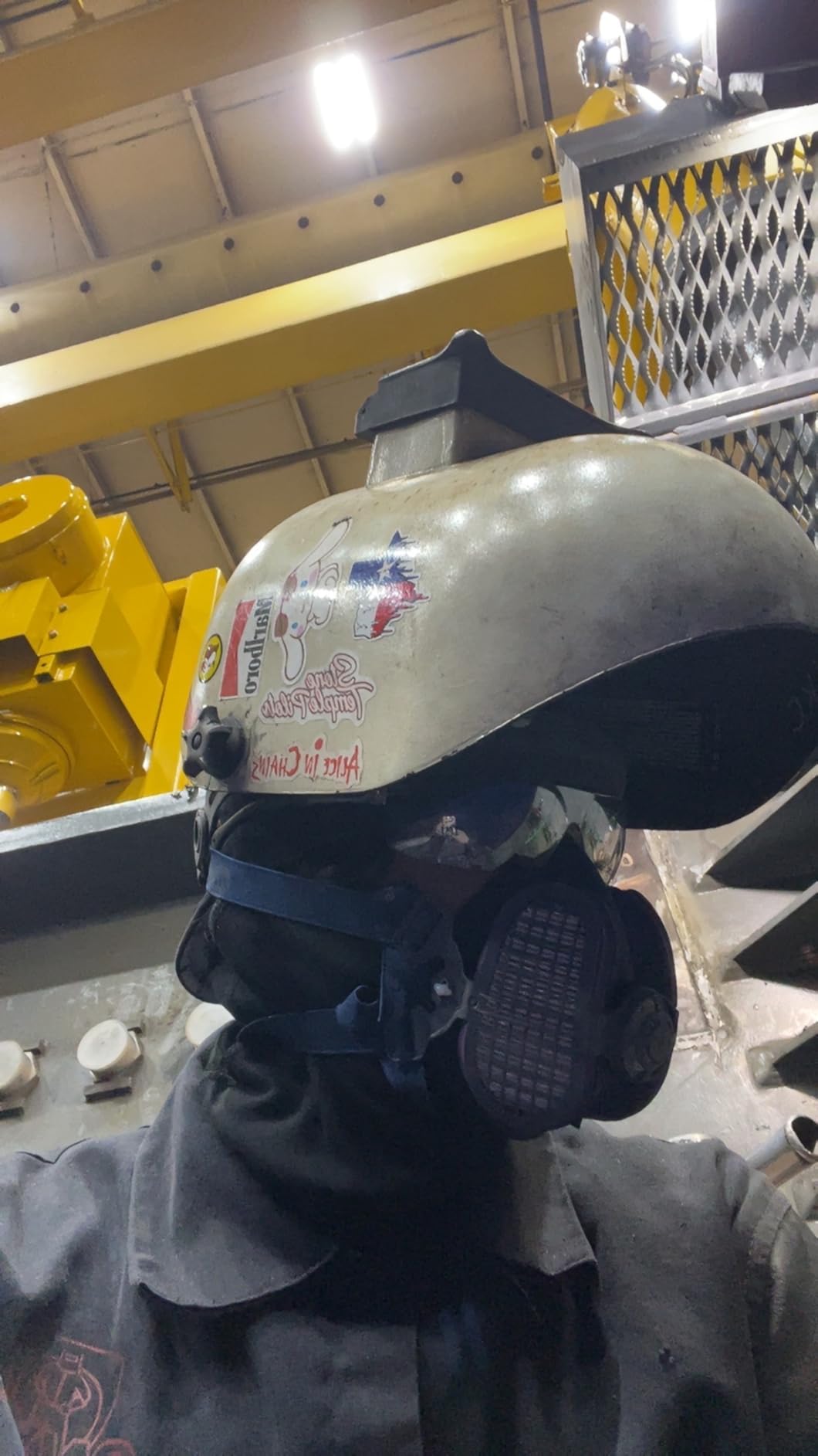 Miller ML00894 Lpr-100 Respirator W/Filters, Small/Medium customer photo 2