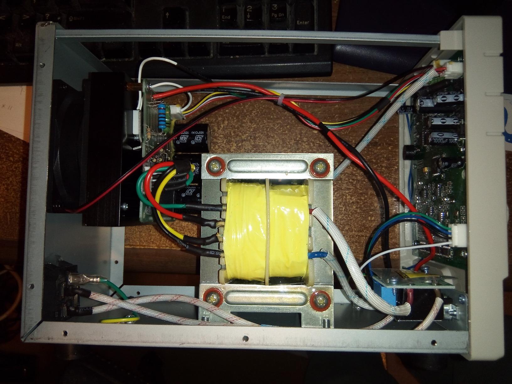 Tekpower TP3005T Variable Linear DC Power Supply, 0-30V @ 0-5A with Alligator Test Leads customer photo 2