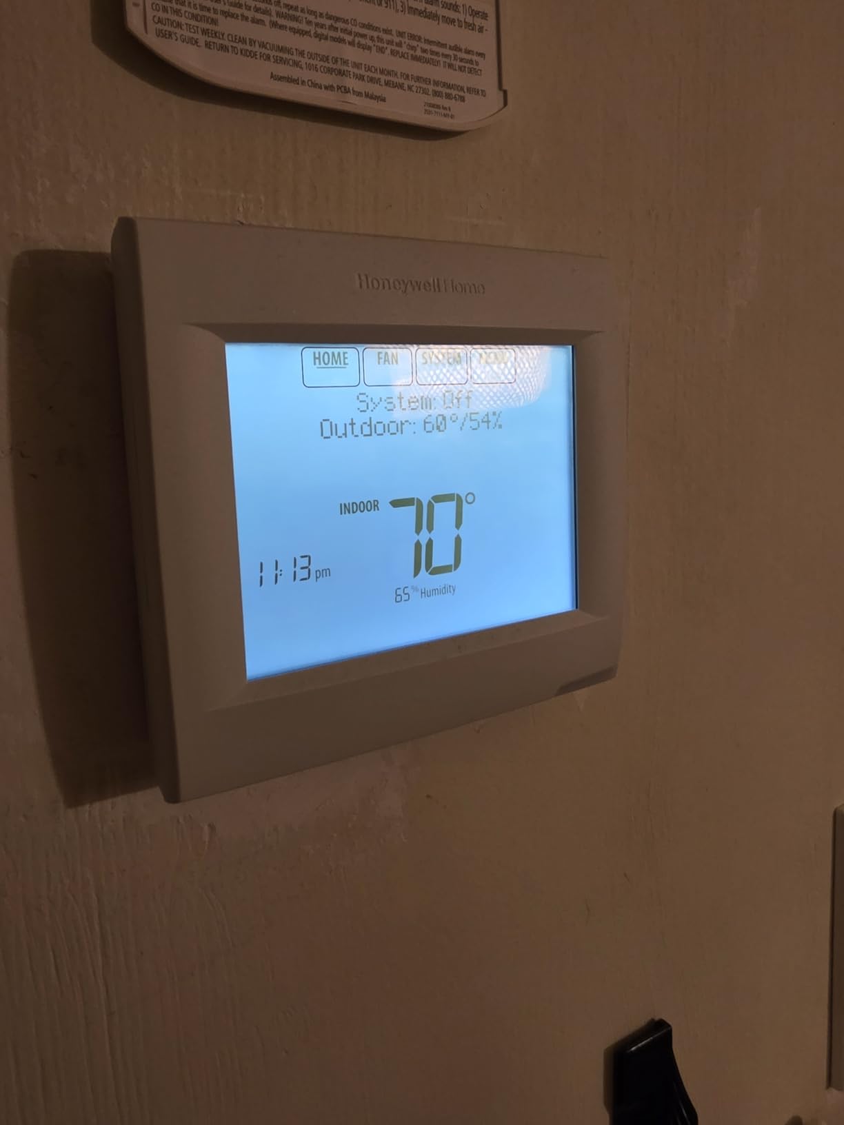 Honeywell TH8321WF1001 Touchscreen Thermostat Wifi Vision Pro 8000 with Stages upto 3 Heat / 2 Cool customer photo 1