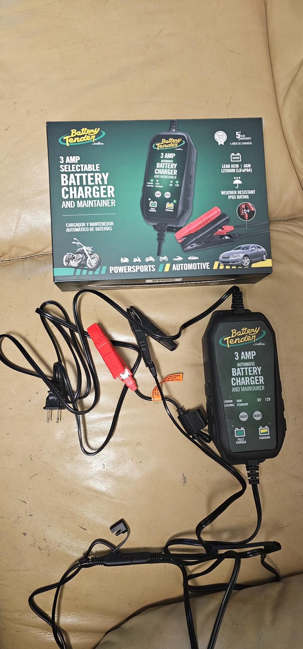 Battery Tender 3 AMP Battery Charger and Maintainer - Automotive Switchable 12V or 6V Smart Automatic for Cars SUVs and Trucks - Lead Acid, AGM, Gel, & Lithium Battery Charger - 022-0202-COS customer photo 2