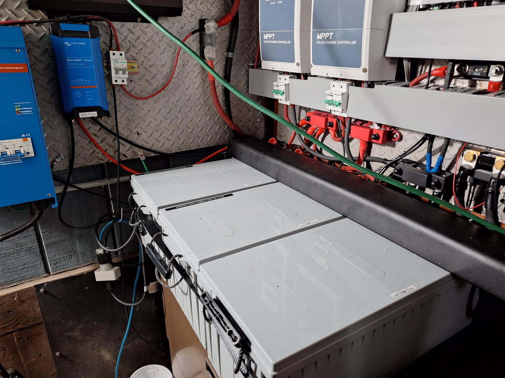 Renogy 12 Volt 100Ah Deep Cycle AGM Battery, Lead Acid Solar Battery customer photo 1