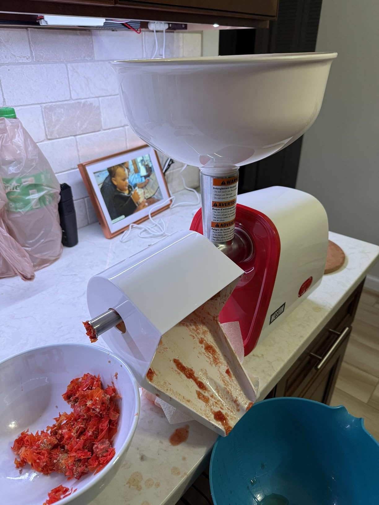 Weston Deluxe Electric Tomato Strainer, Food Mill & Sauce Maker customer photo 1