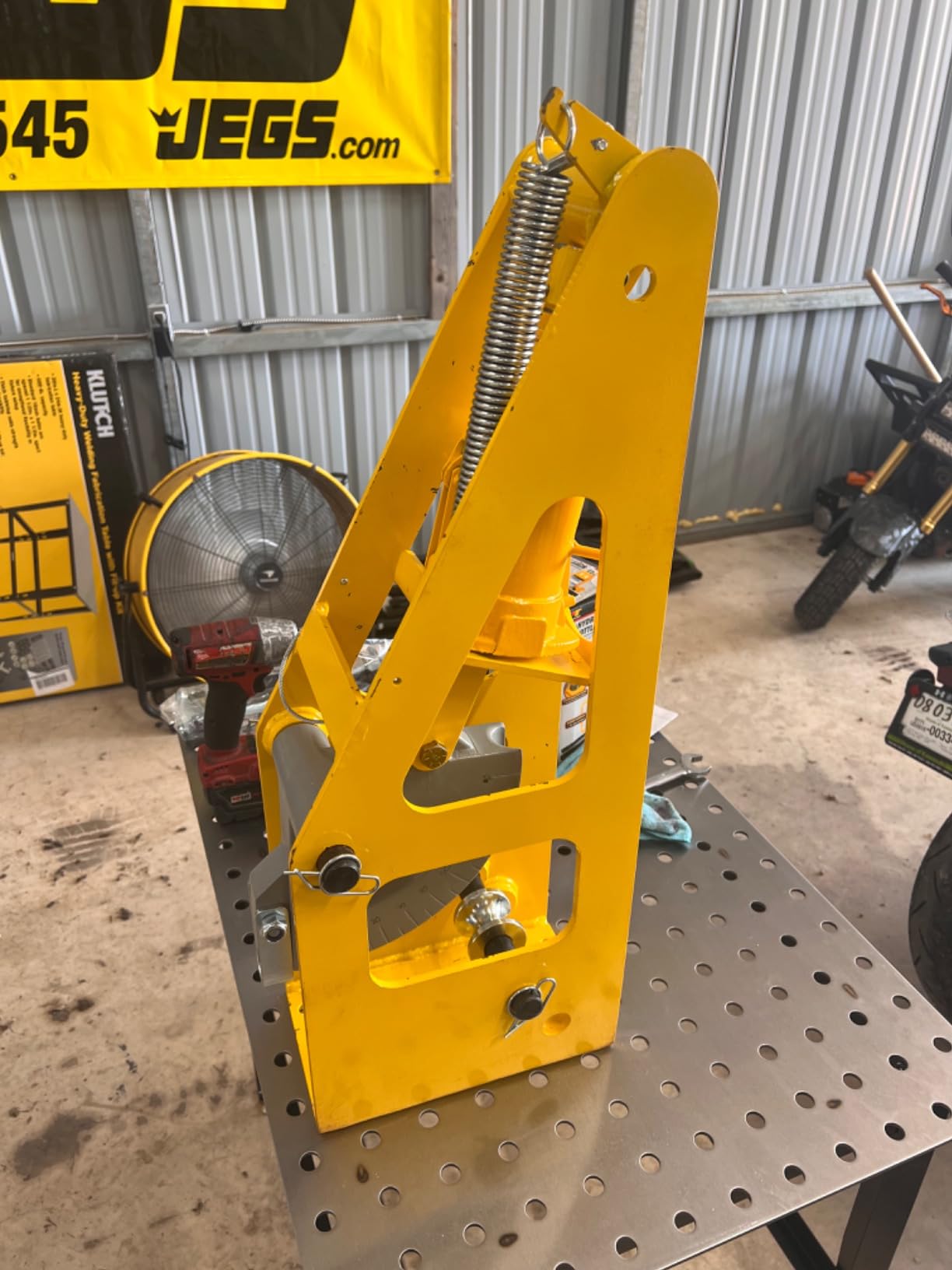 Hydraulic Round Tubing Bender, 90 Degree Bends for Roll Cages, 1.50 In. Die customer photo 1