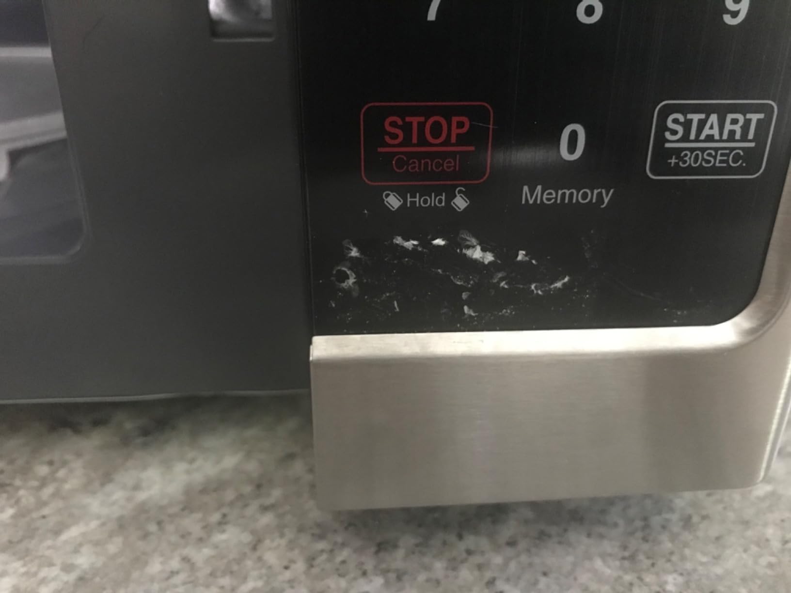 Farberware 1.2 Cu. Ft. Countertop Microwave Oven – 1000 Watts Power, Smart Sensor Auto Cook Settings, Defrost, Easy Clean and Child Safety Lock - Stainless customer photo 1