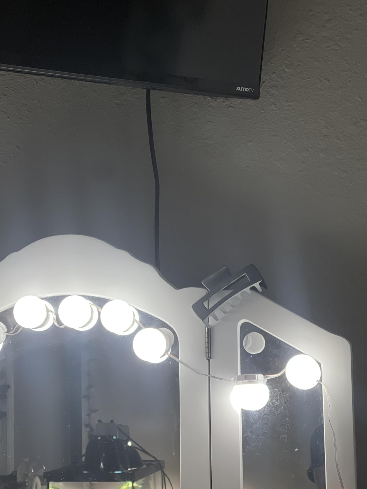 Consciot LED Vanity Lights for Mirror, Hollywood Style 10 Dimmable Bulbs customer photo 1