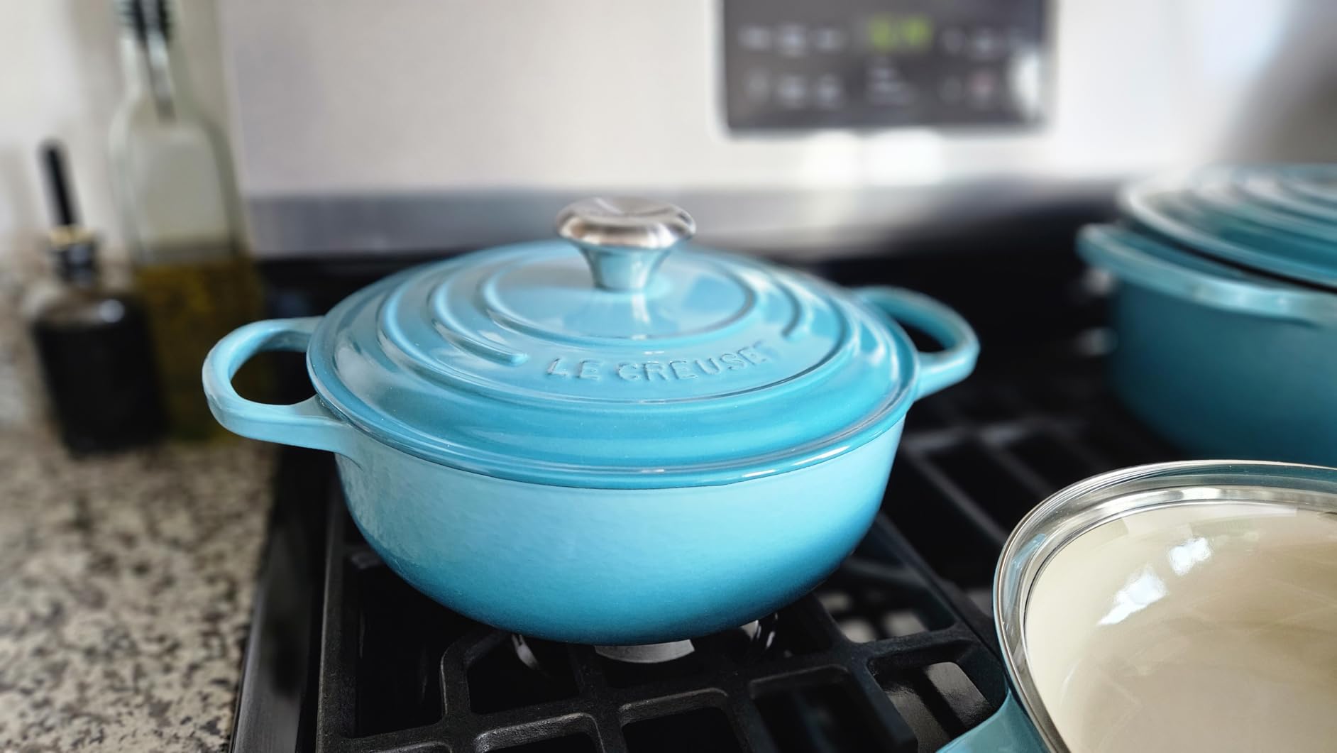 Le Creuset Enameled Cast Iron Signature Sauteuse Oven, 3.5 qt., Oyster customer photo 1
