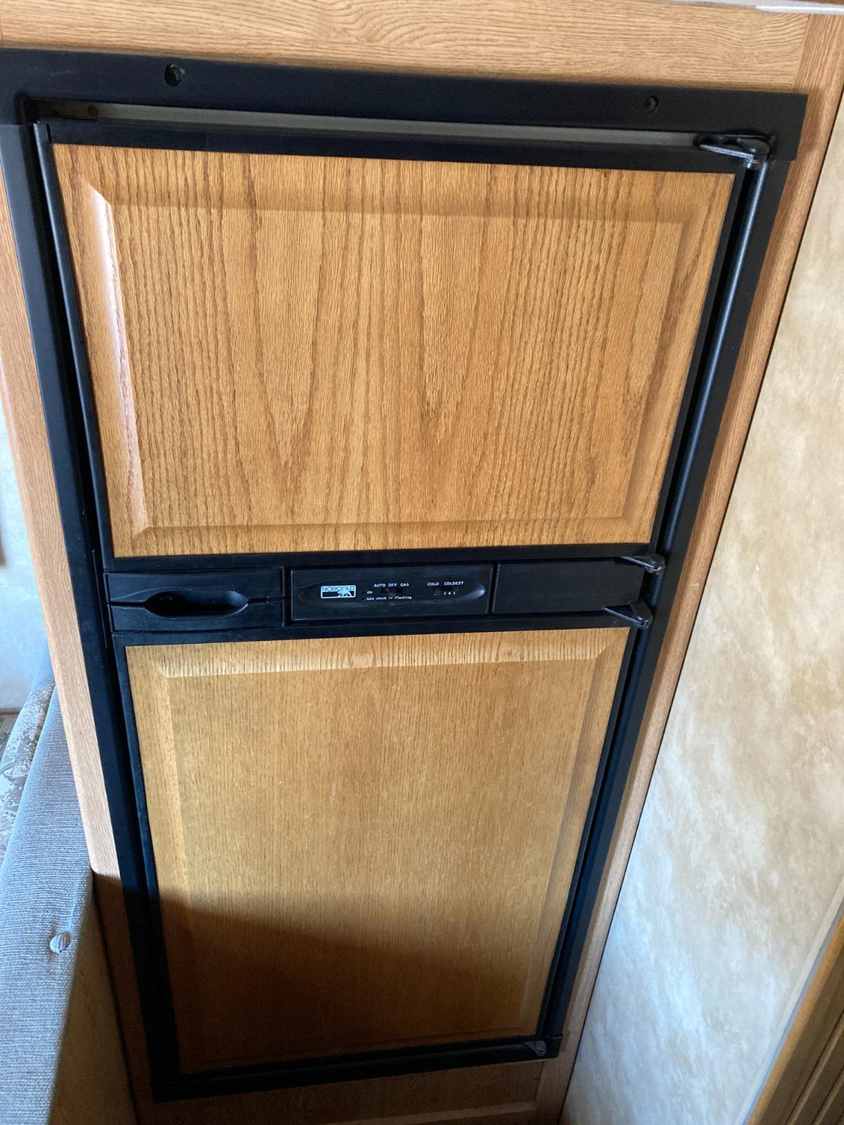 RecPro 10 Cu Ft 12V RV Refrigerator | Black | Frost-Free | Double Door customer photo 1