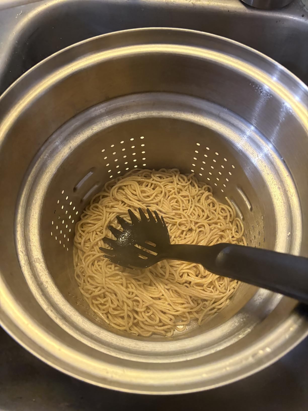 Manual Pasta Maker with Dryer - Multi-Pasta Stainless Steel Italian Flat Dough Machine with Adjustable Setting, Sharp Cutter, and Hand Crank - Fresh Homemade Noodles, Spaghetti, Lasagne | By VeoHome… customer photo 2