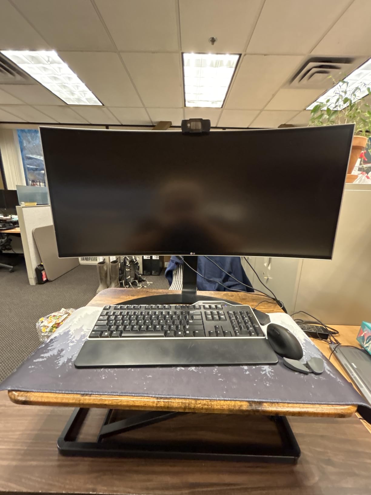 VIVO Black 26 in Single Top Standing Desk Converter, DESK-V001J customer photo 2