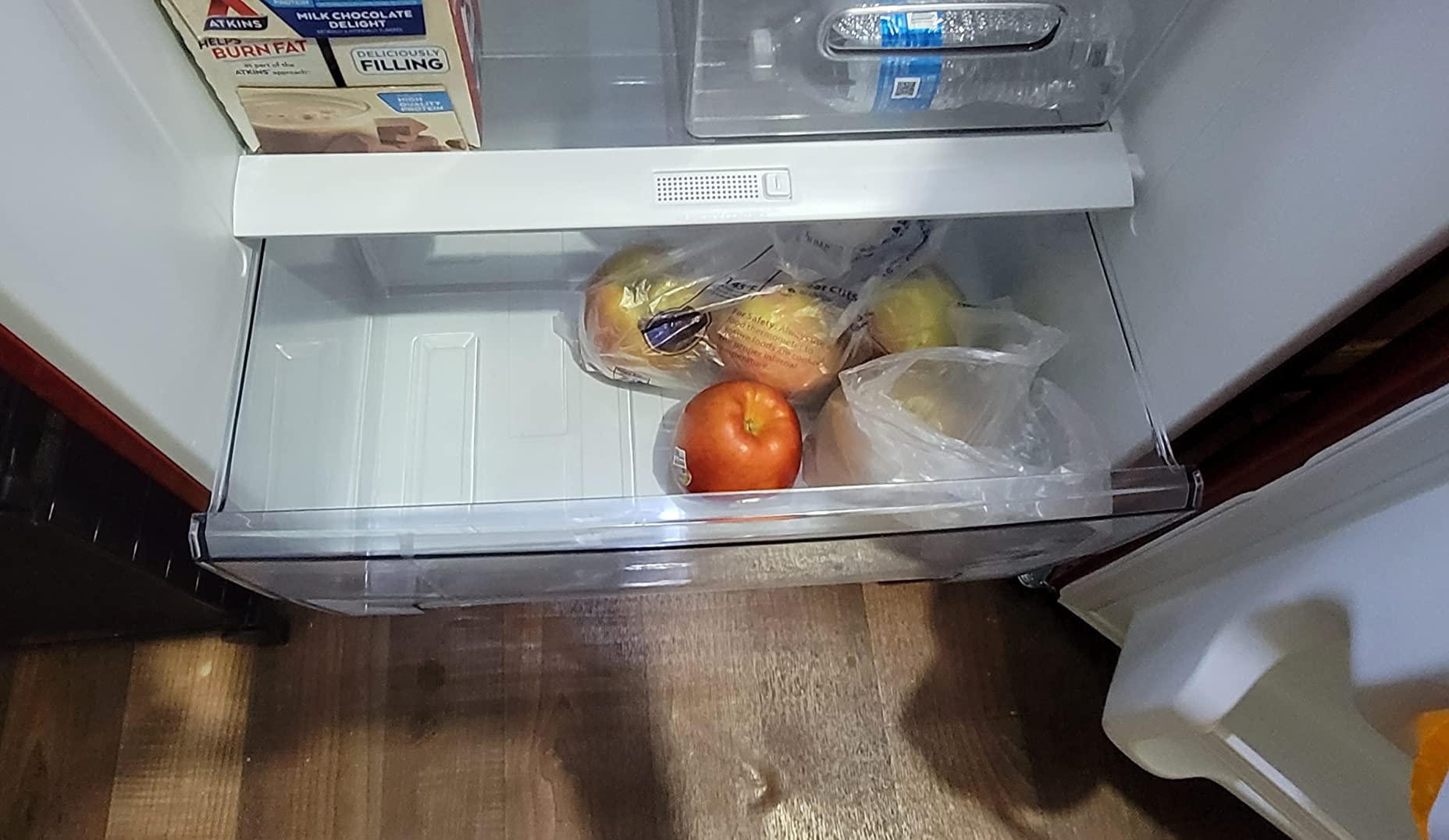 Galanz GLR12TRDEFR Refrigerator, Dual Door Fridge, Adjustable Electrical Thermostat Control with Top Mount Freezer Compartment, Retro White, 12.0 Cu Ft customer photo 1