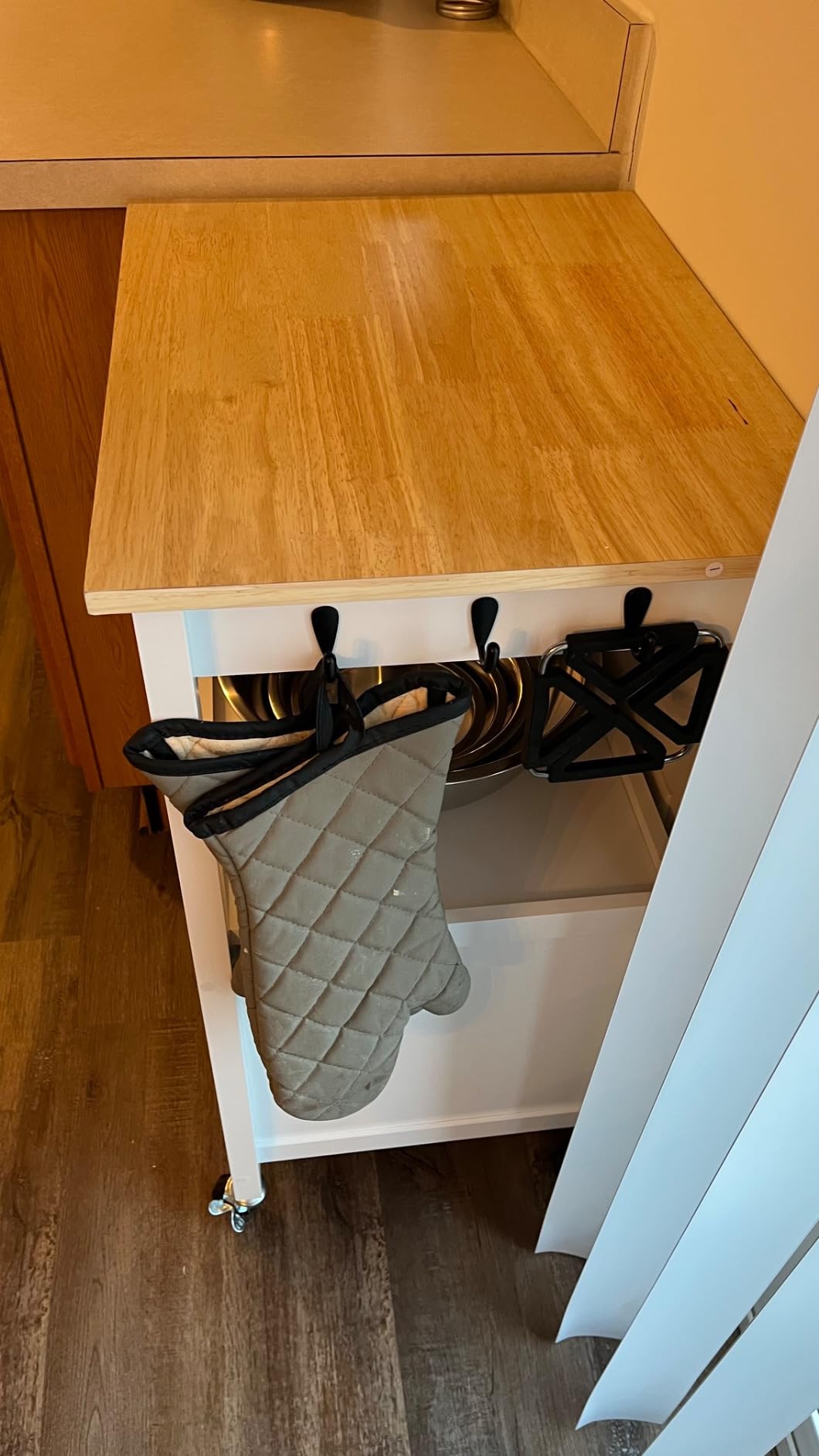 Yaheetech Rolling Kitchen Island Cart with Storage, 2 Tier, Wood Top, White customer photo 2