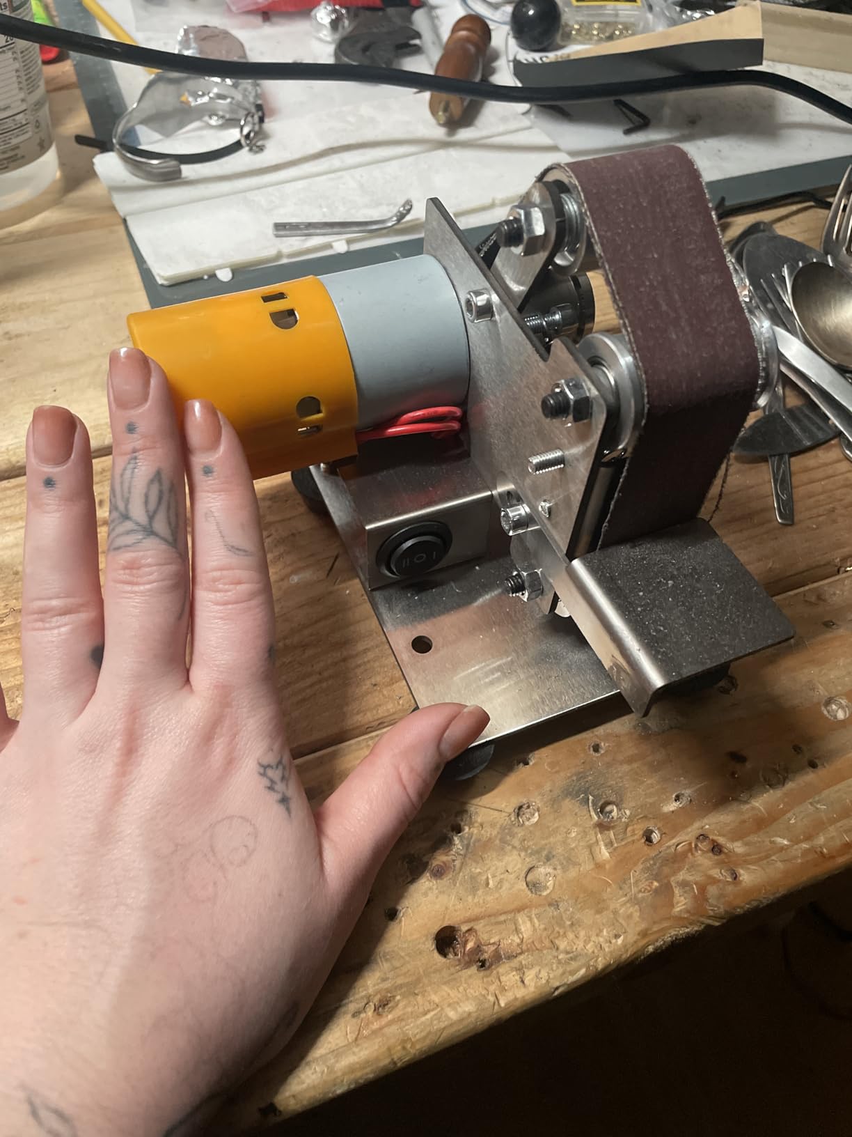 SI FANG Mini Electric Belt Sander Knife-Sharpener Small Bench Grinder customer photo 1